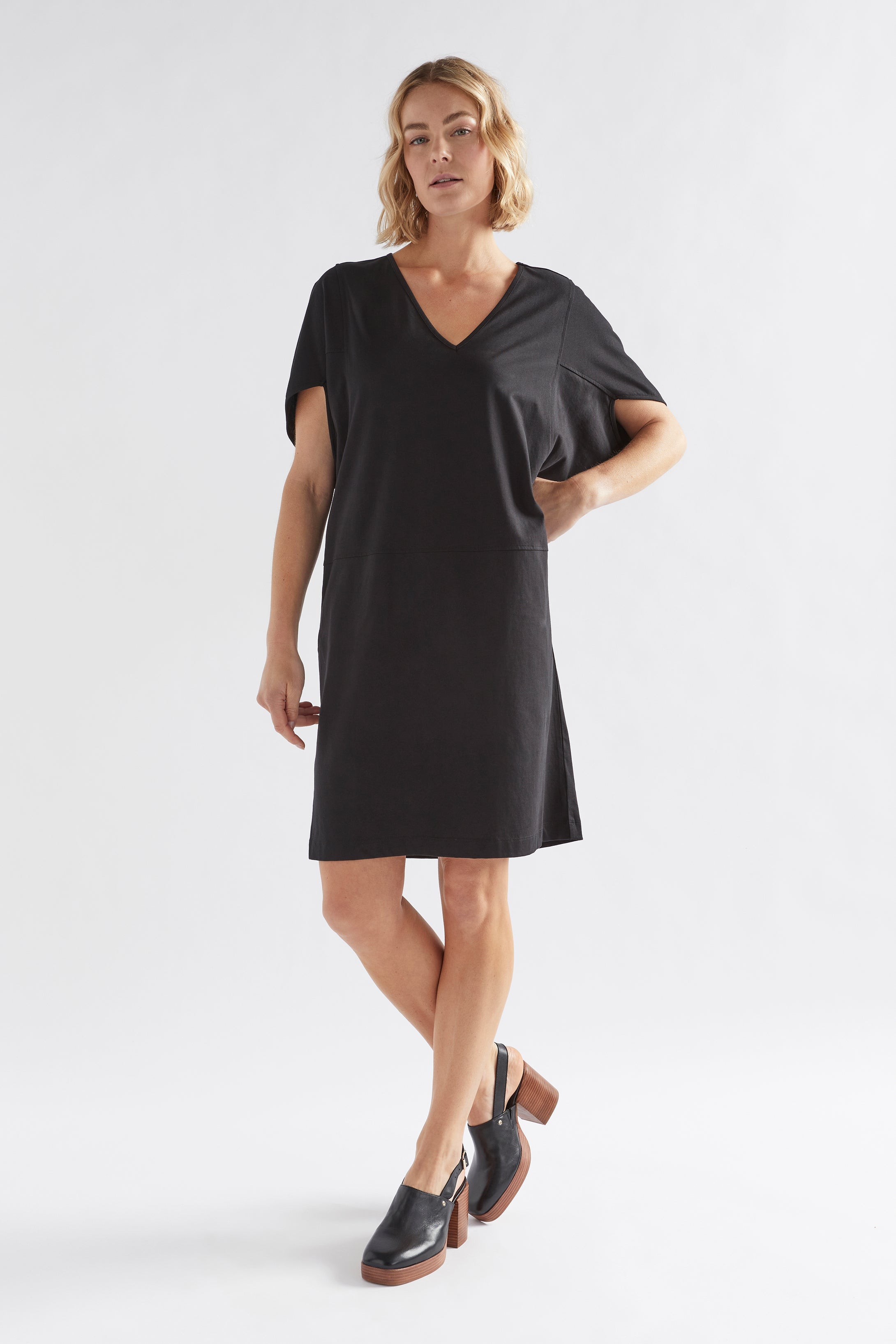 Nid T shirt Dress - Black