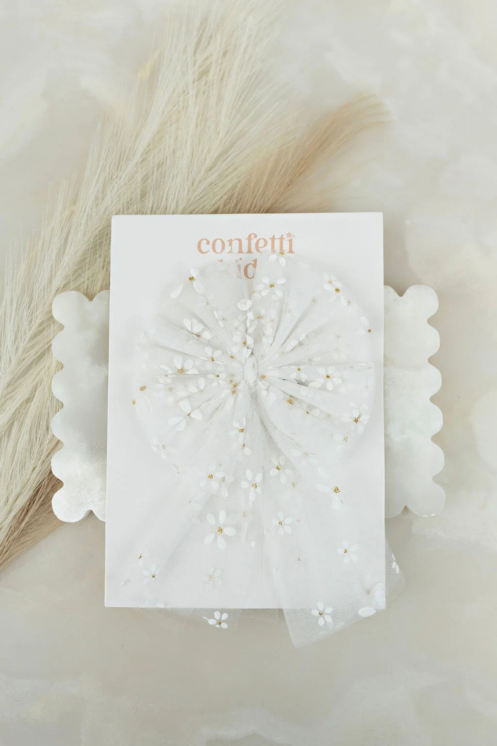 Large Tulle Sailor Bow - Golden Daisies