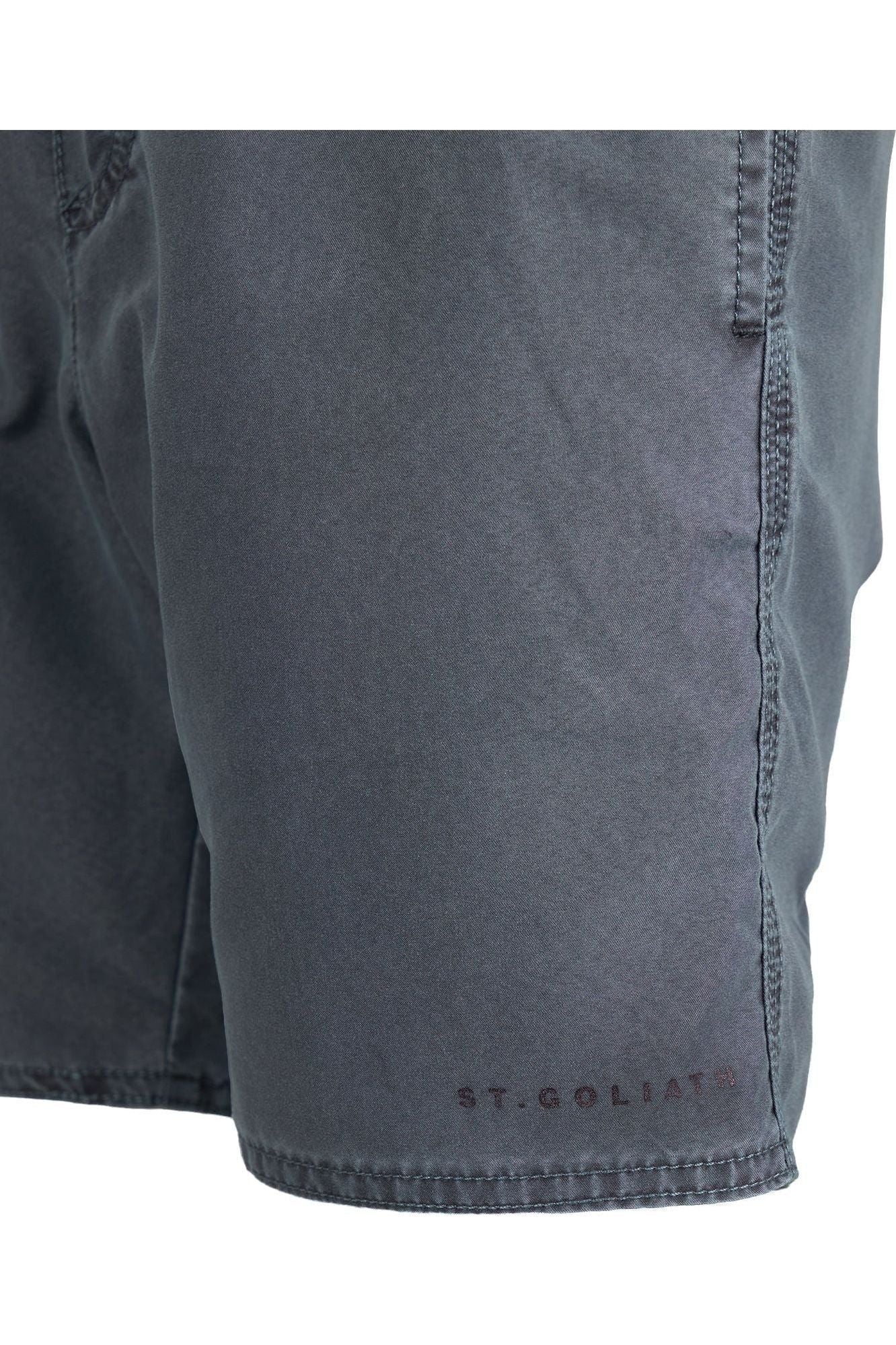 ILLUSION SHORT