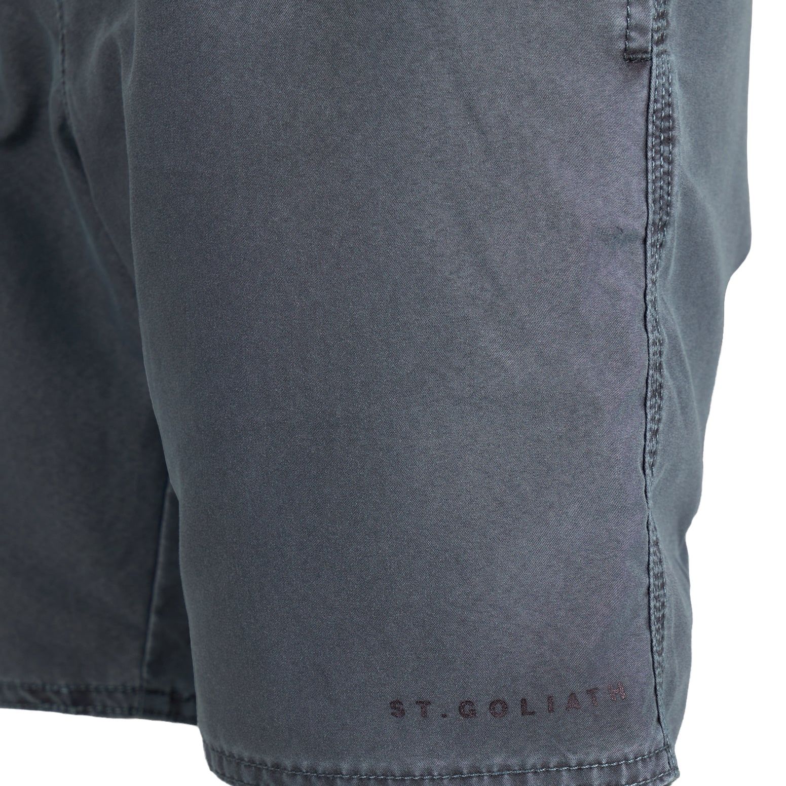 ILLUSION SHORT