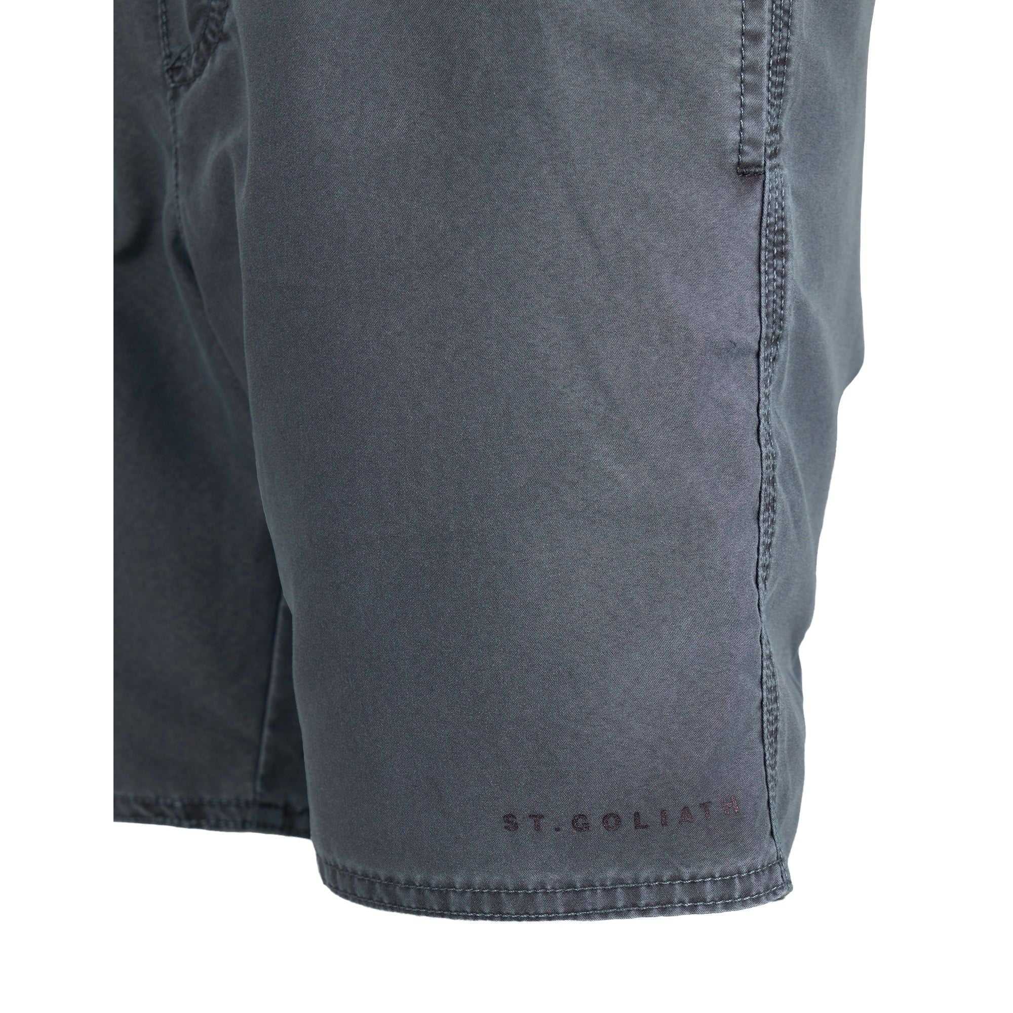 ILLUSION SHORT