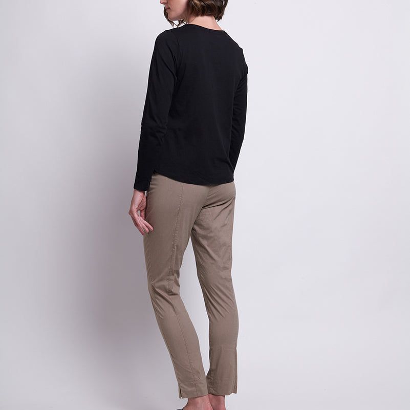 LONG SLIM TRAPEZE PANT - LATTE