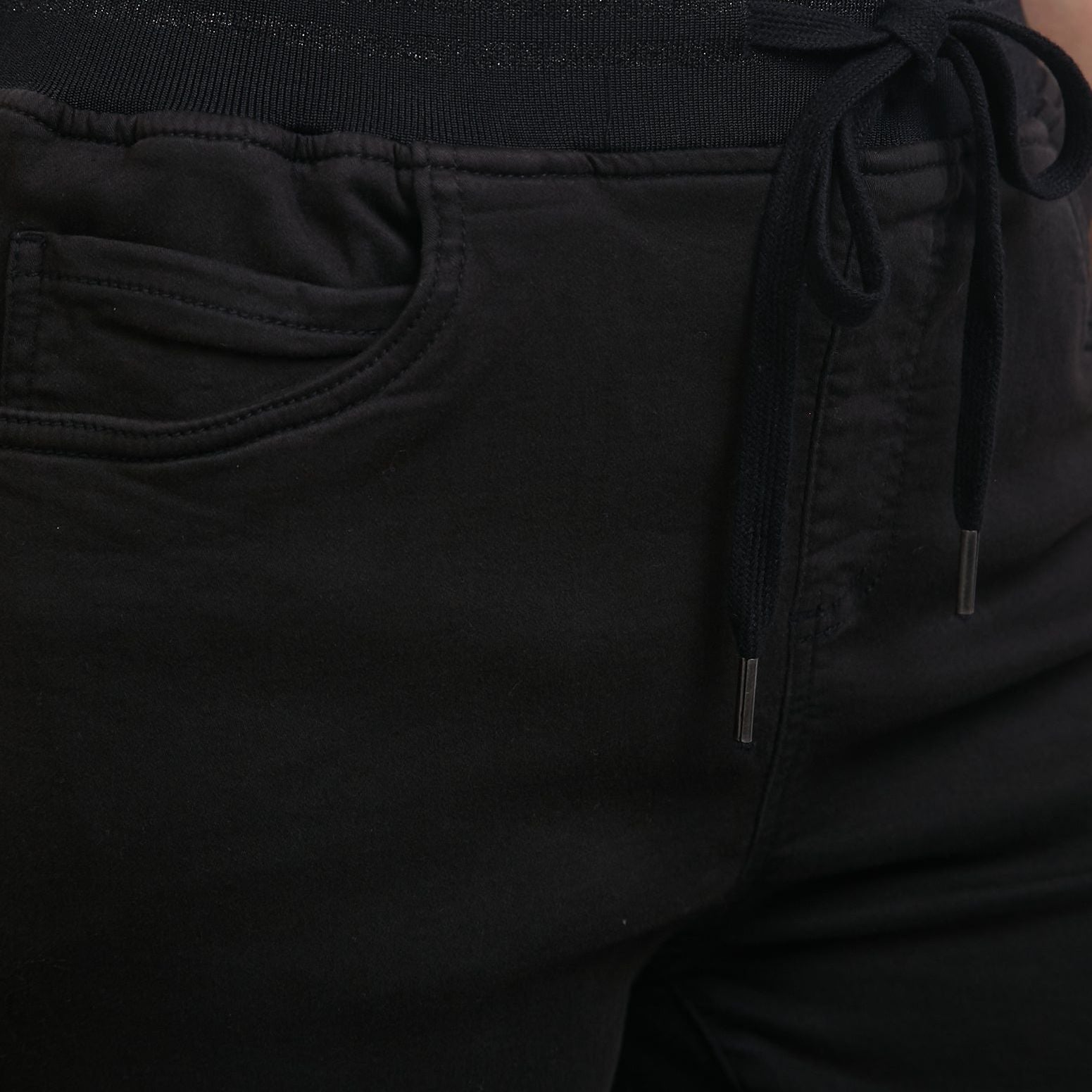 SYLVIA JOGGER - BLACK