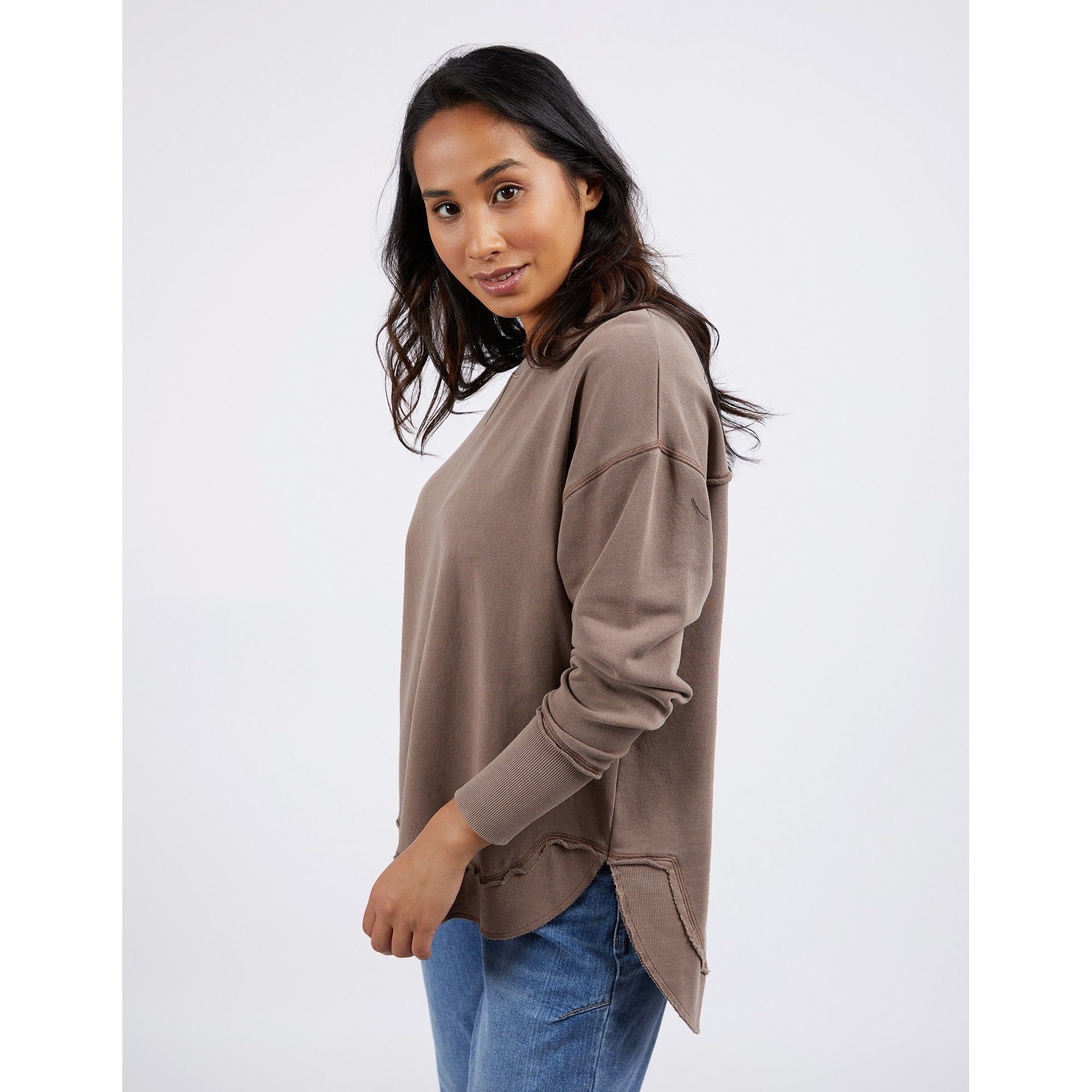 DELILAH CREW - MOCHA
