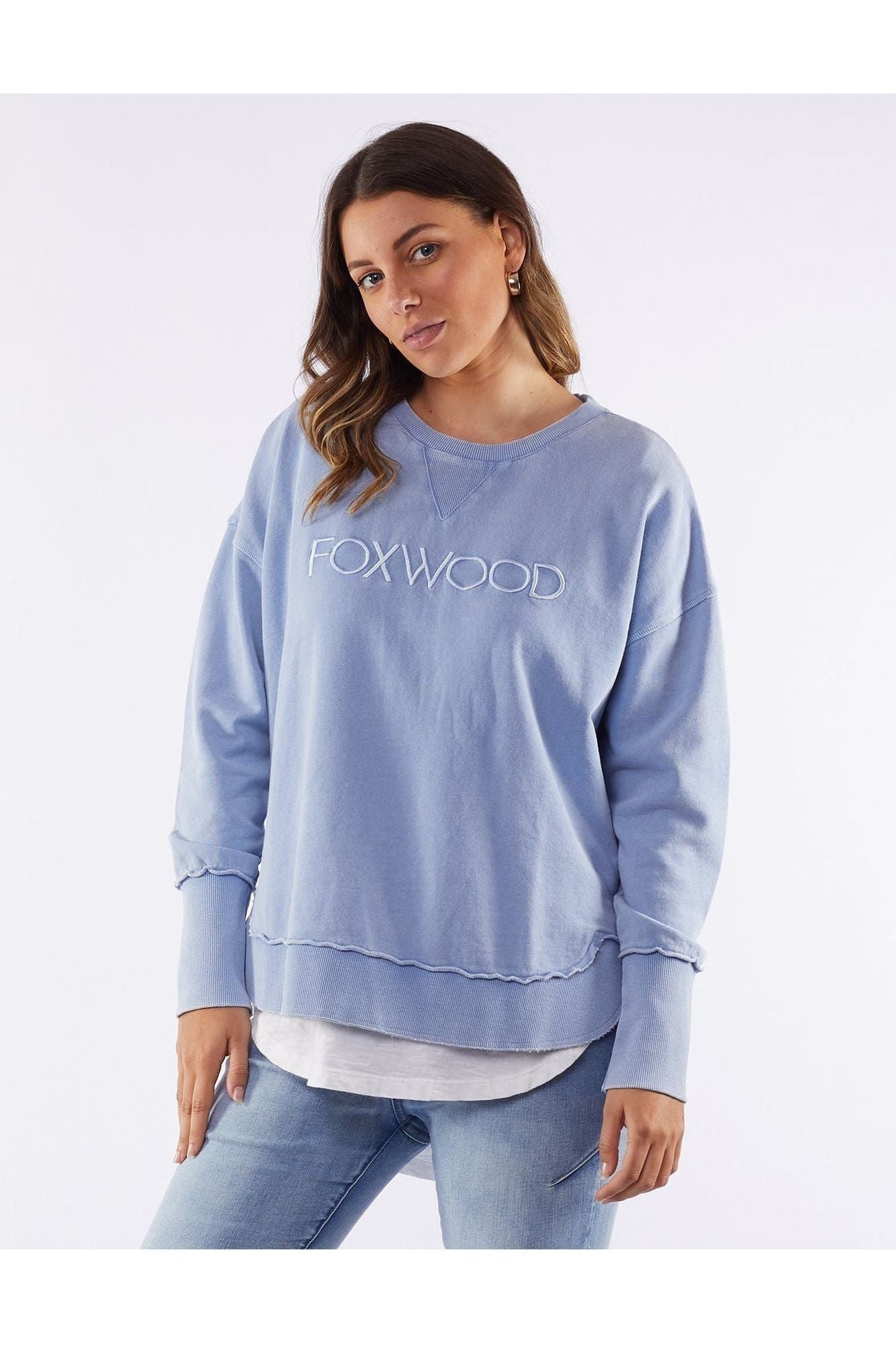 SIMPLIFIED CREW - Washed Light Blue