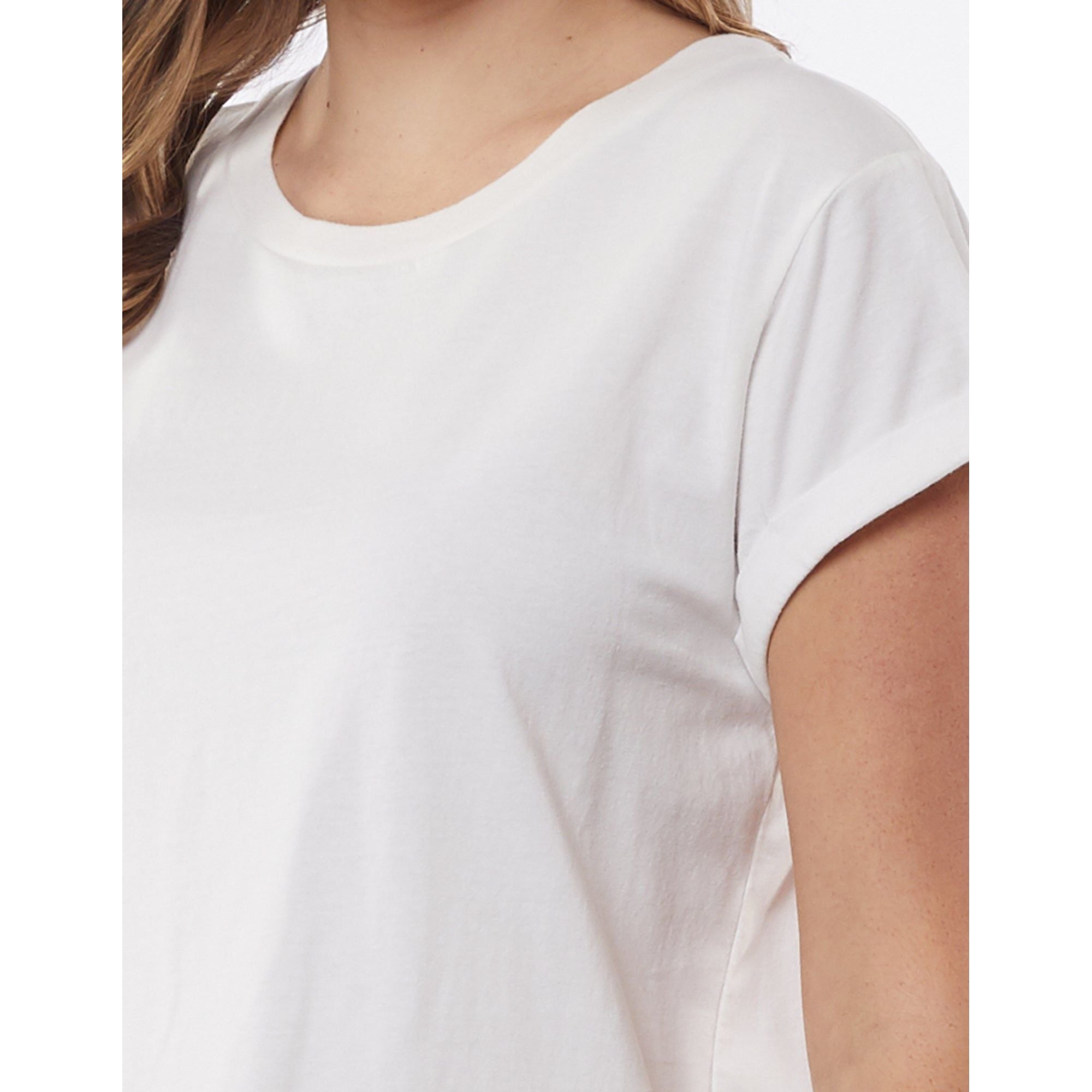 MANLY TEE - WHITE