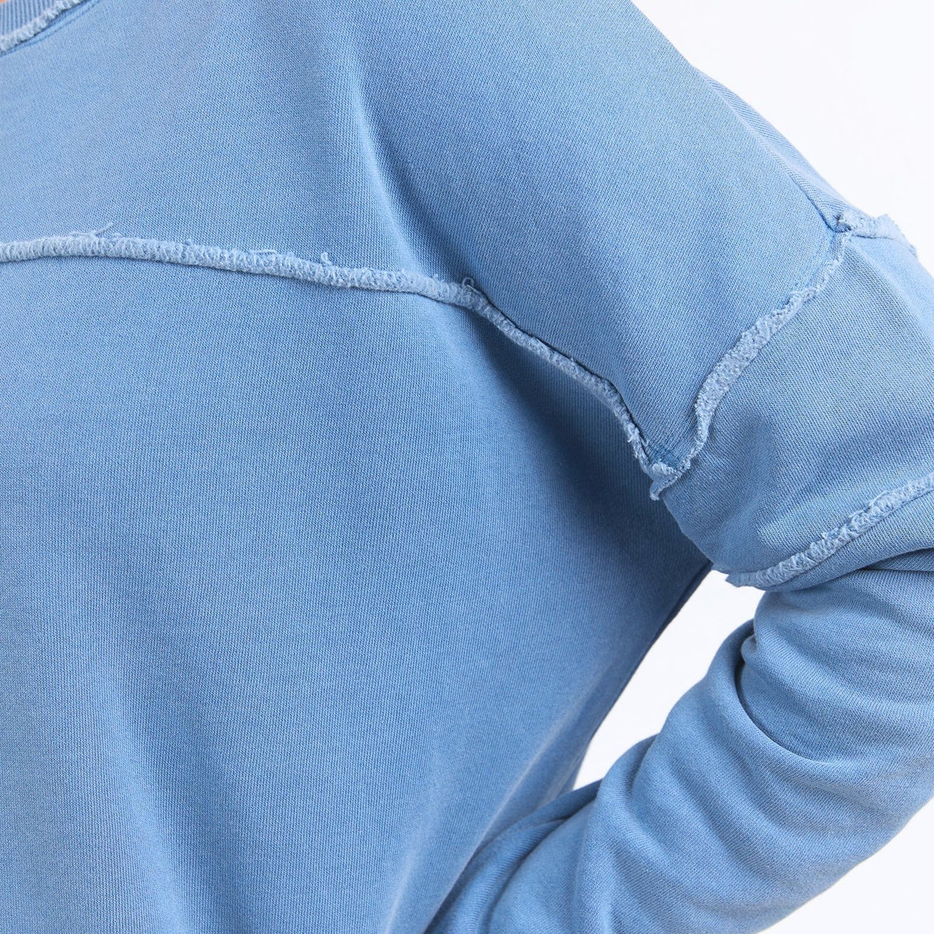 JAYNE THROW ON FLEECE - BLUE