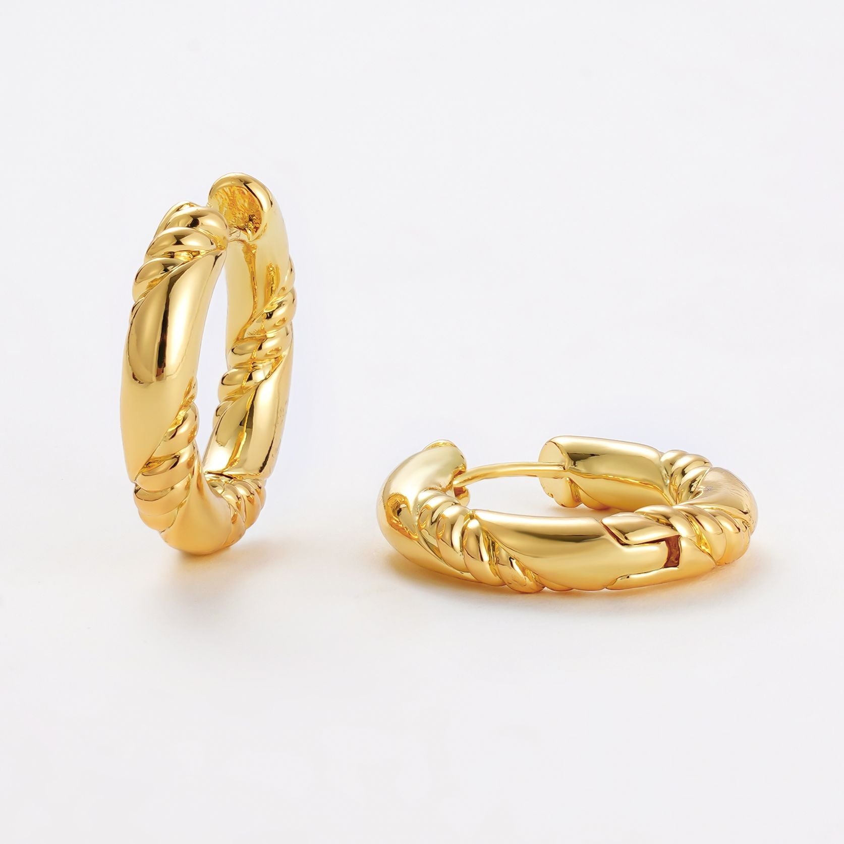 Alannah Hoop Earrings- Gold