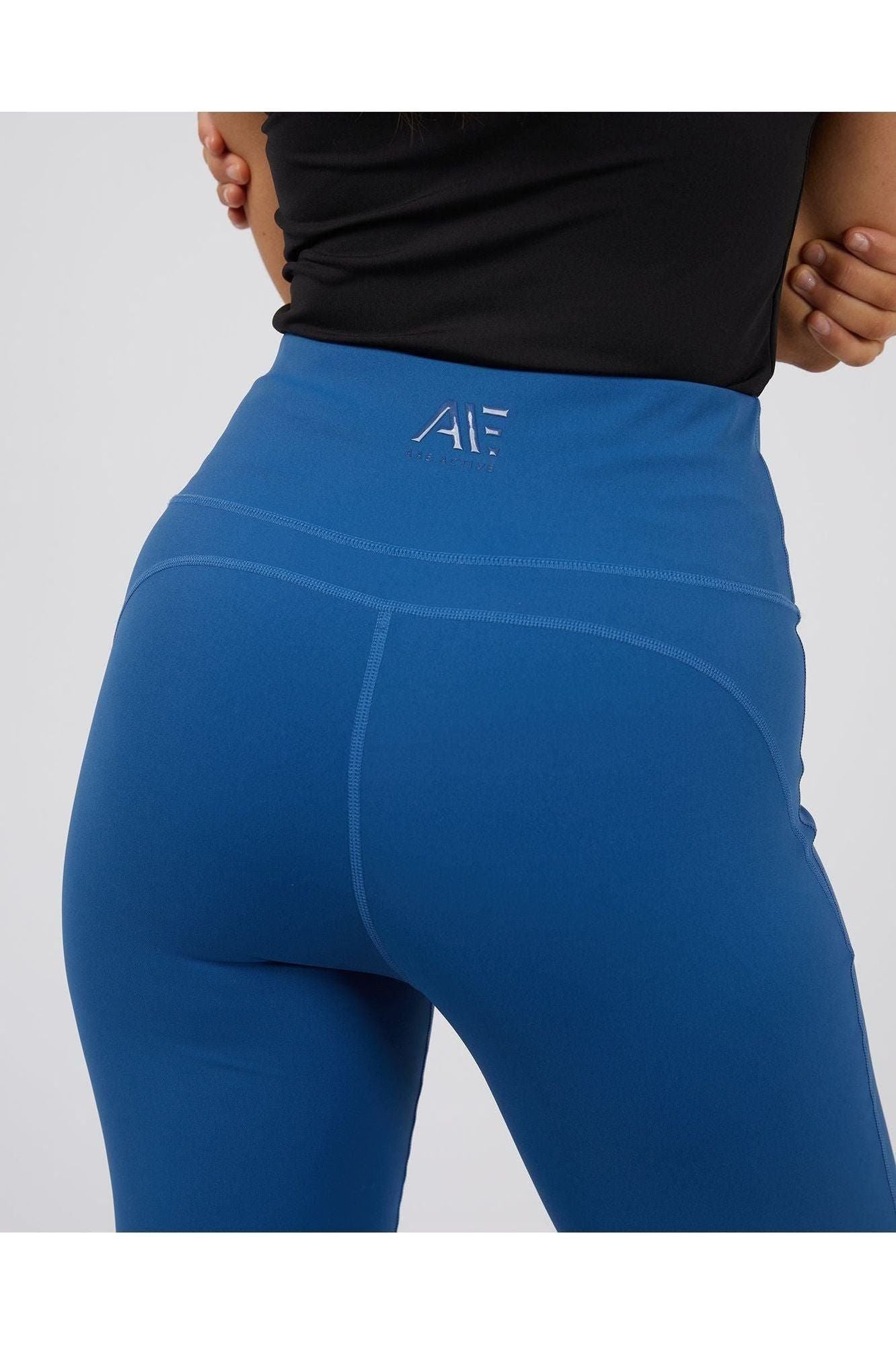 ACTIVE FLARE LEGGING