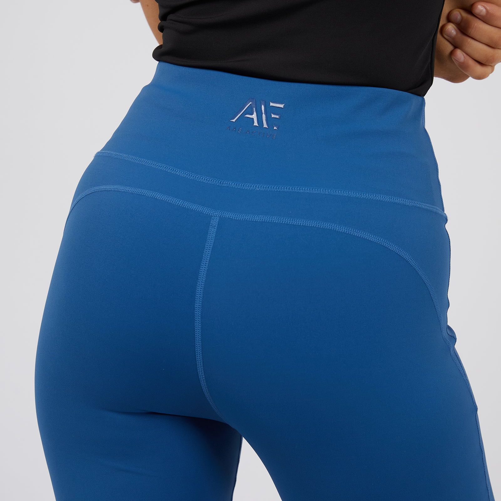 ACTIVE FLARE LEGGING