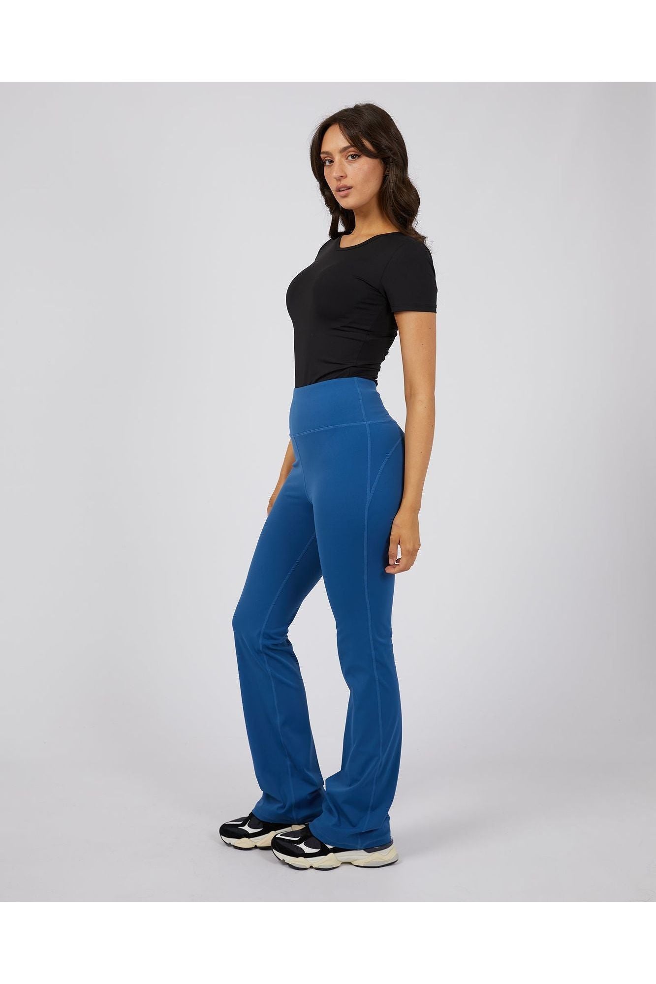 ACTIVE FLARE LEGGING