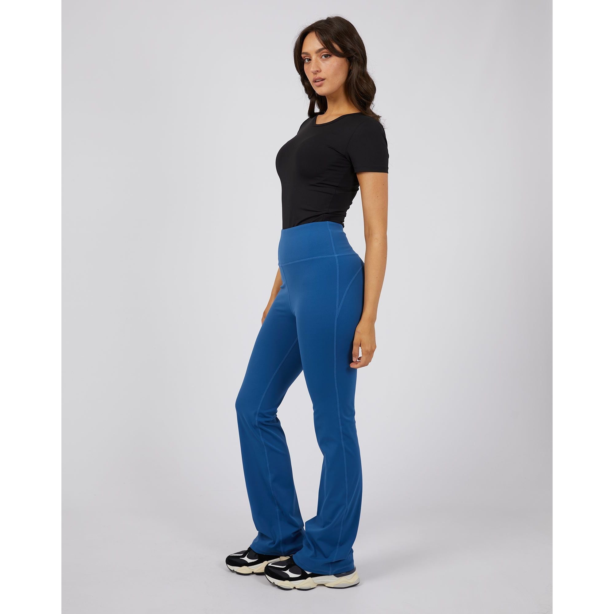 ACTIVE FLARE LEGGING