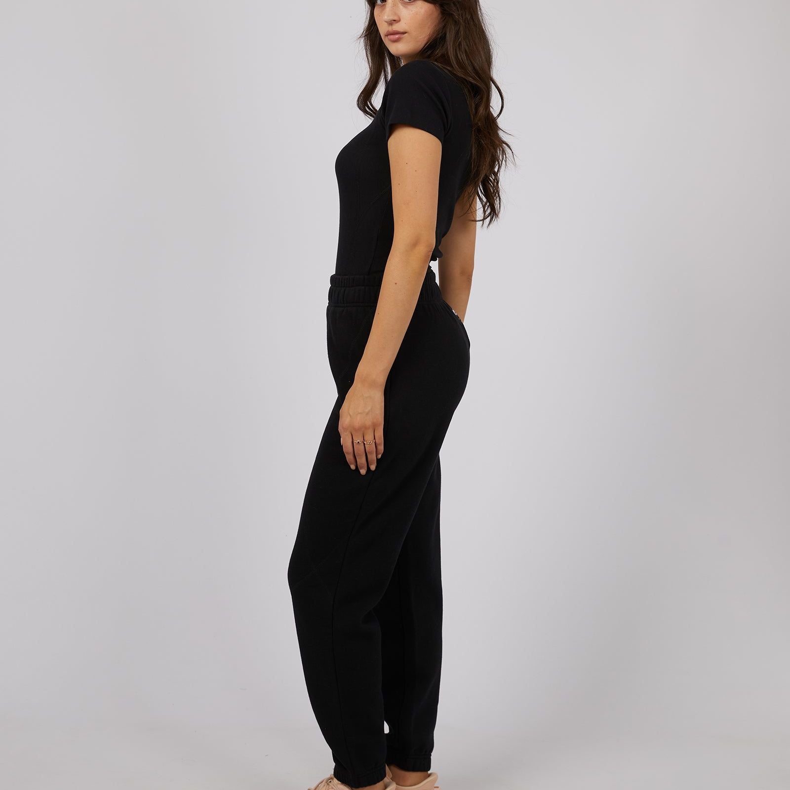 ACTIVE TONAL TRACKPANT - BLACK