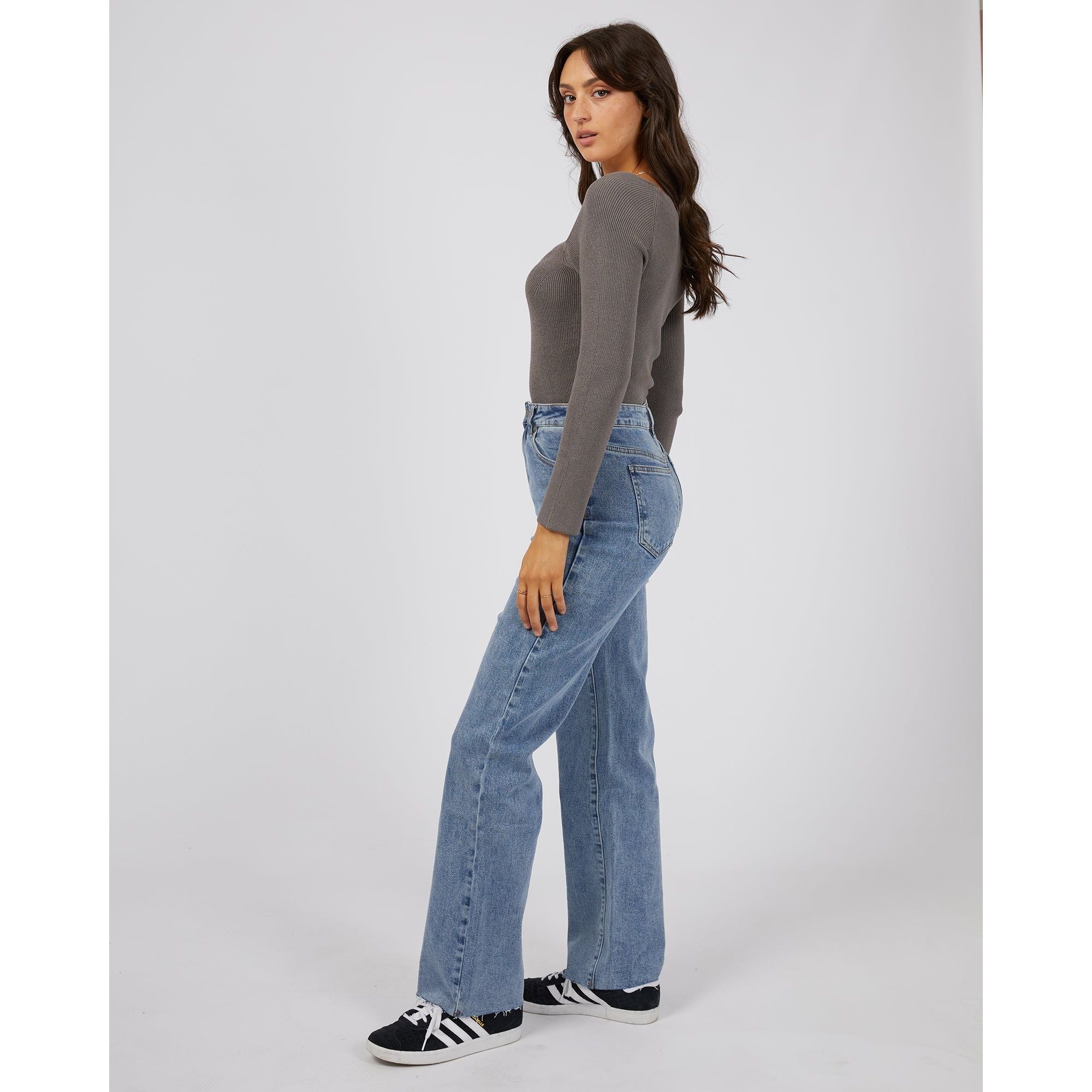 JESSA KNIT TOP - CHARCOAL