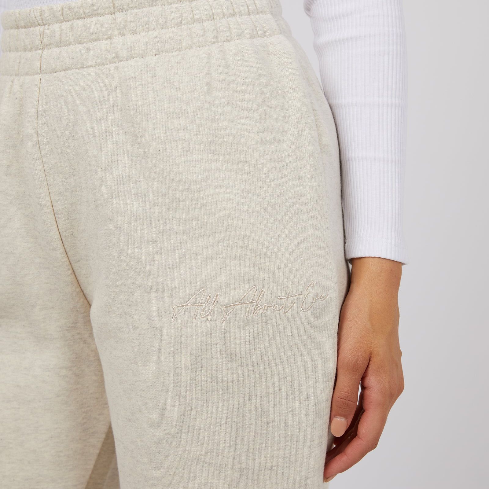 CLASSIC TRACKPANT - OATMEAL