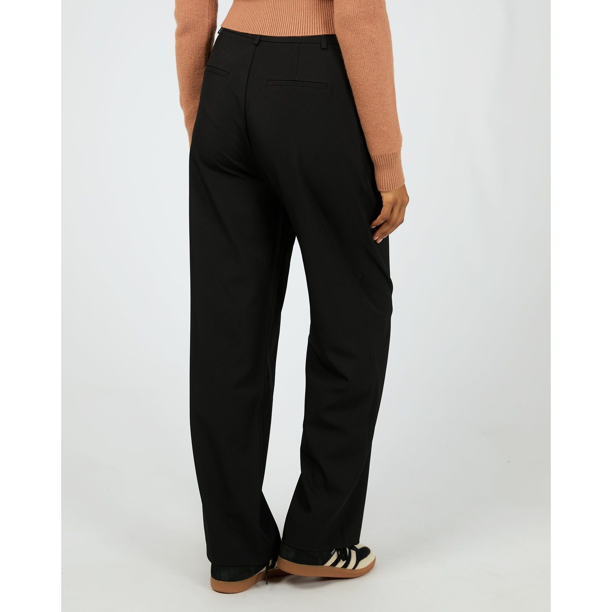EVE LUXE BASIC PANT - BLACK
