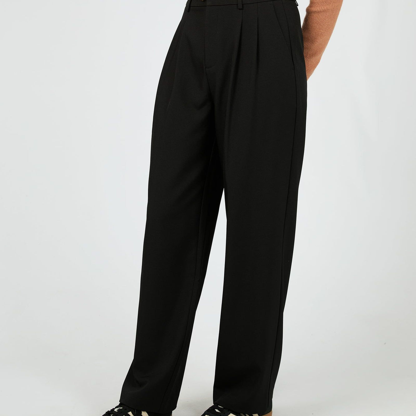 EVE LUXE BASIC PANT - BLACK