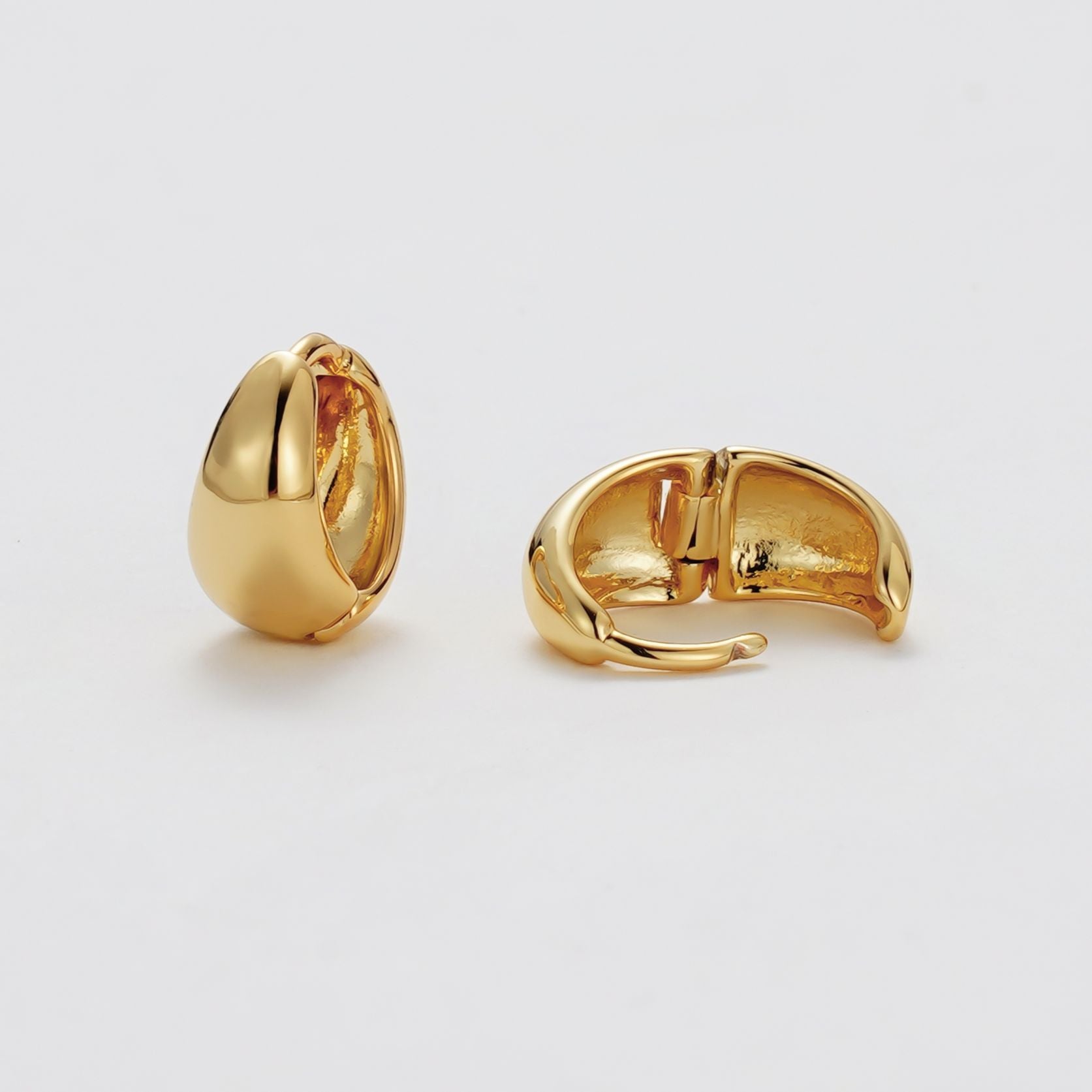 Steph Hoop Small - Gold