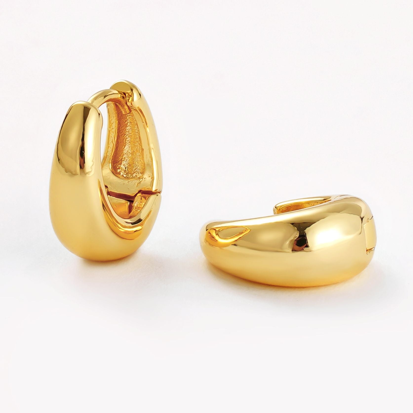 Steph Hoop Medium - Gold