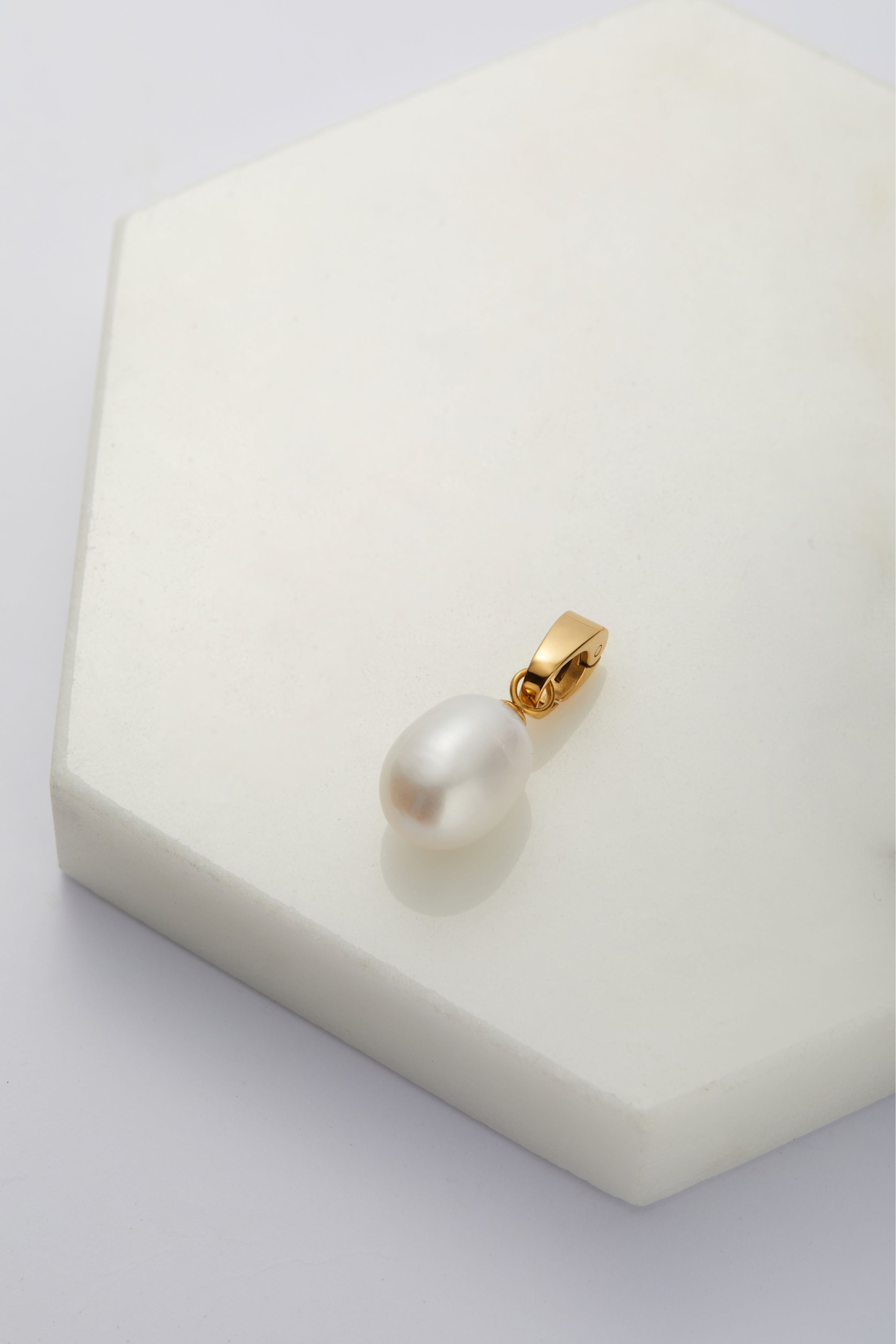 Pearl Charm