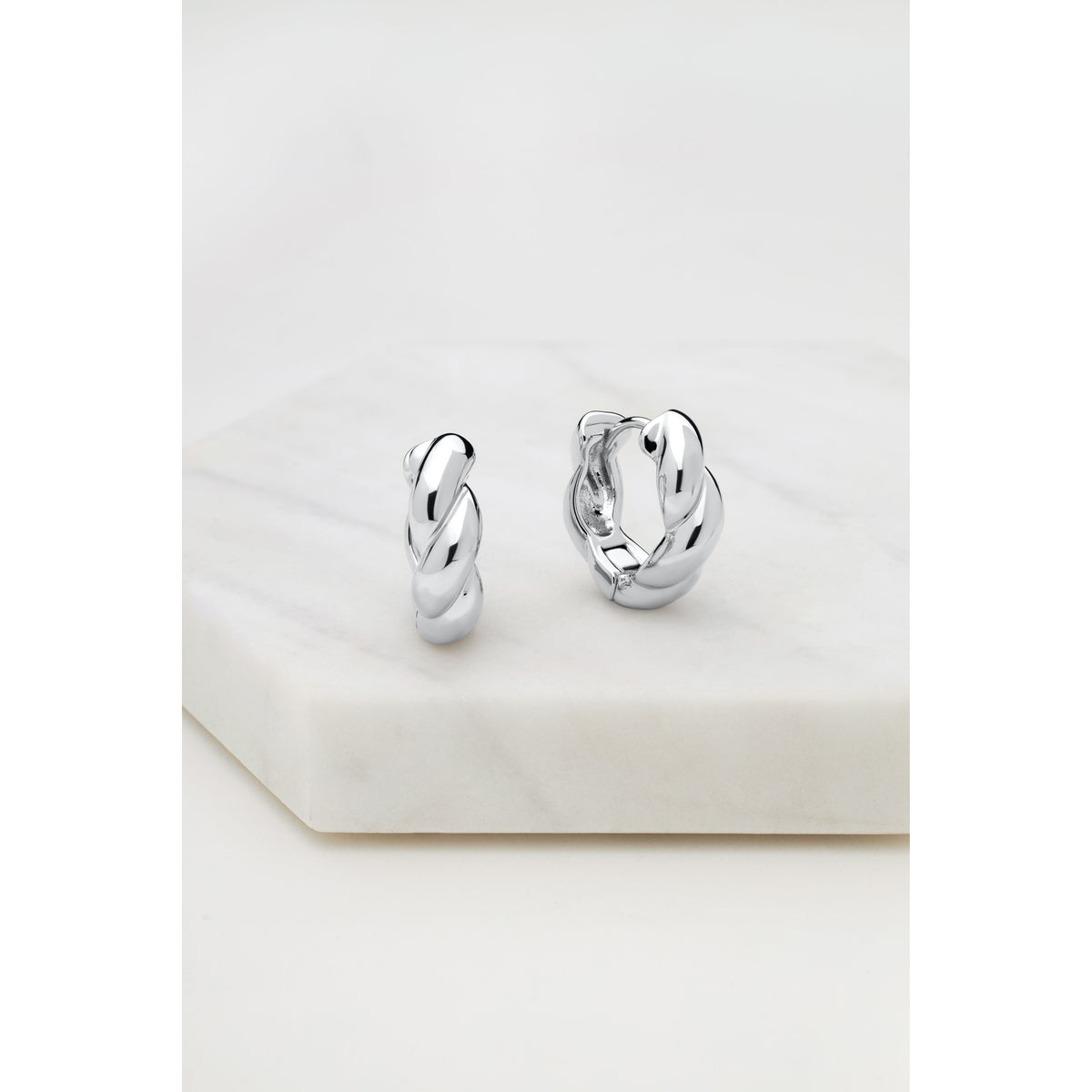 Maya Hoop - Silver – Babylon Boutique