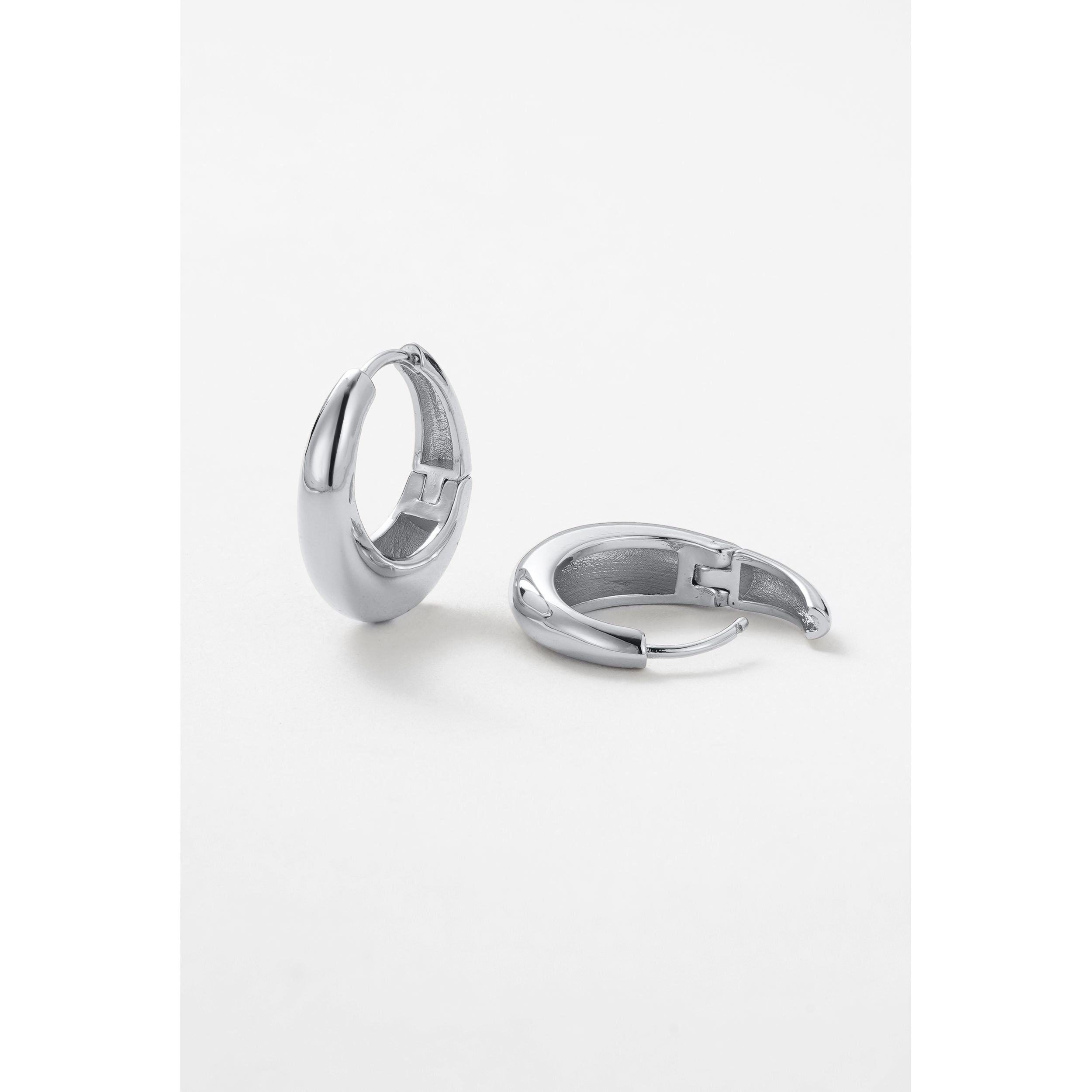 Cleo Hoop - Medium Silver