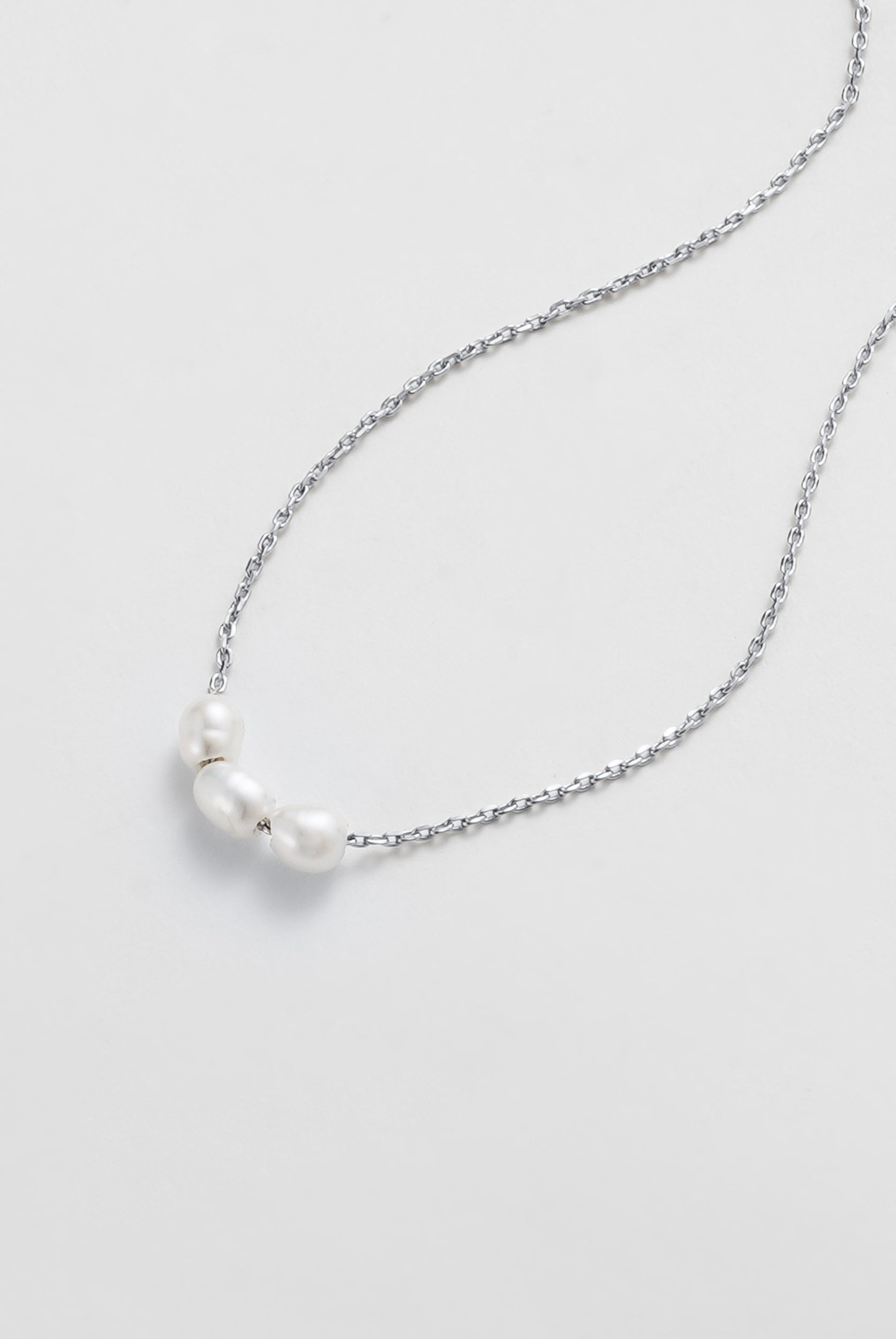 Mini Pearl Necklace - Silver