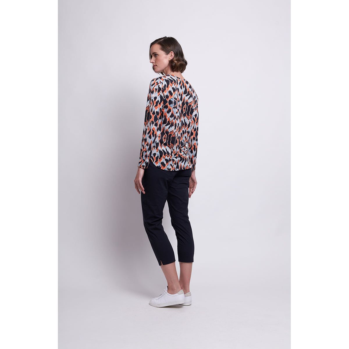 FUSS FREE TAPER CAPRI TRAPEZE - BLACK