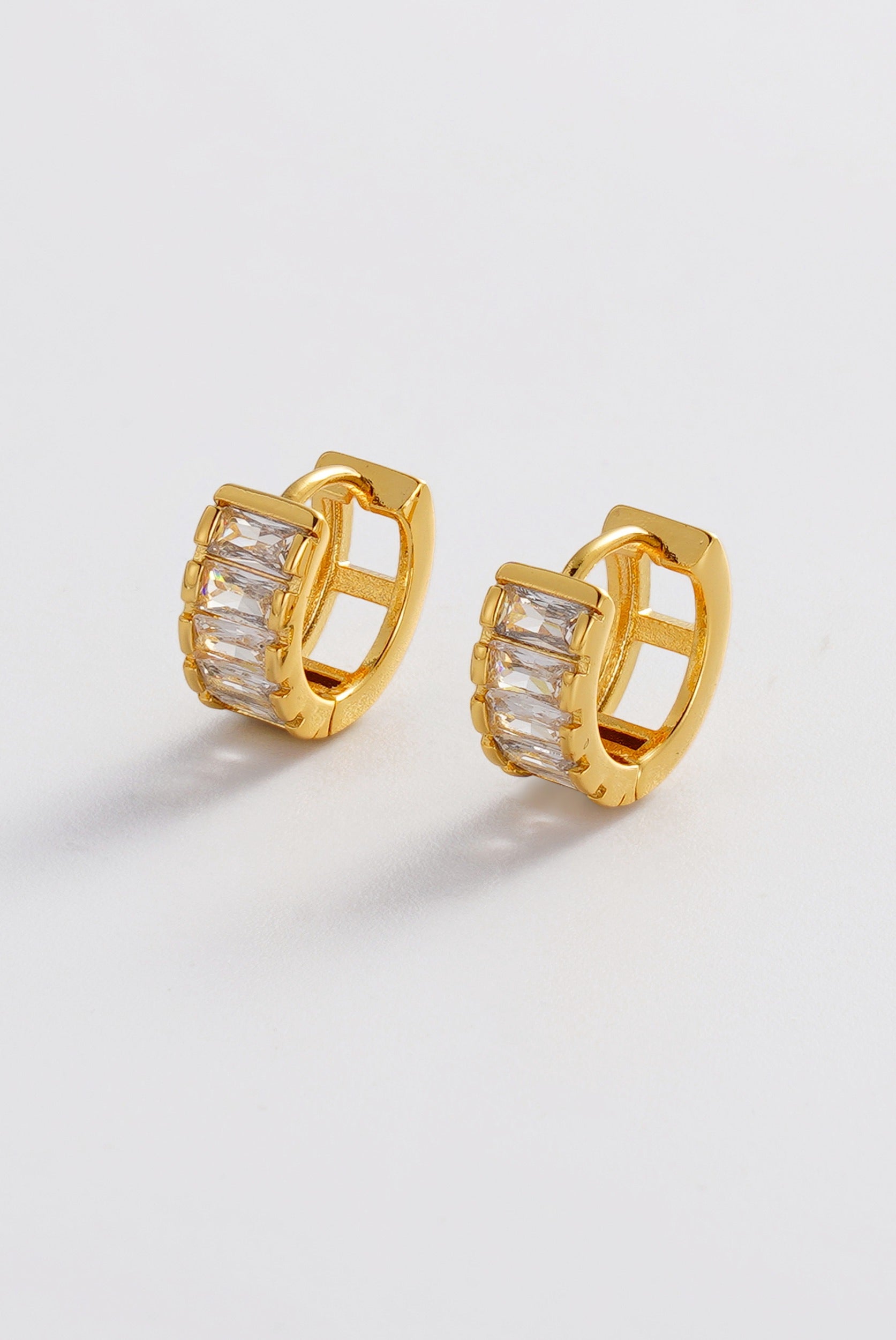 Kira Huggie - Clear/Gold