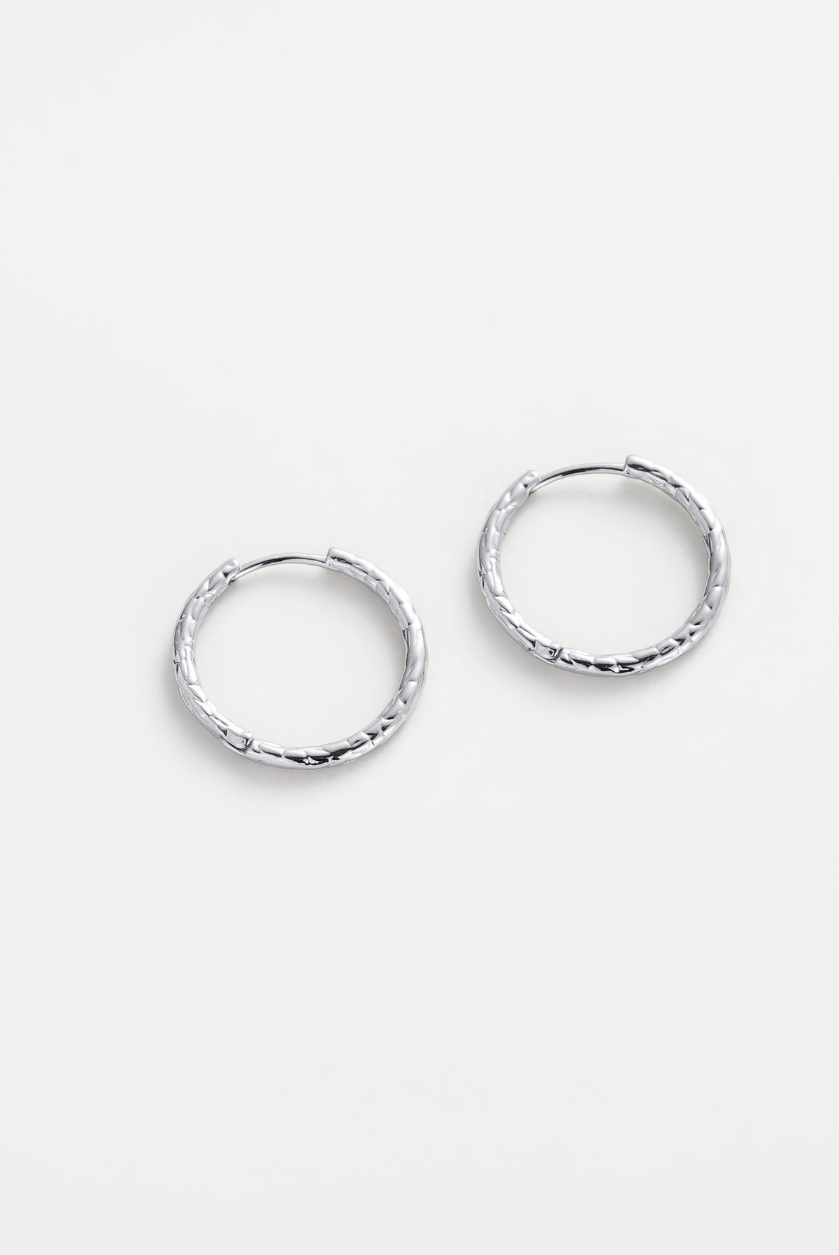 Lily Hoop - Medium - Silver