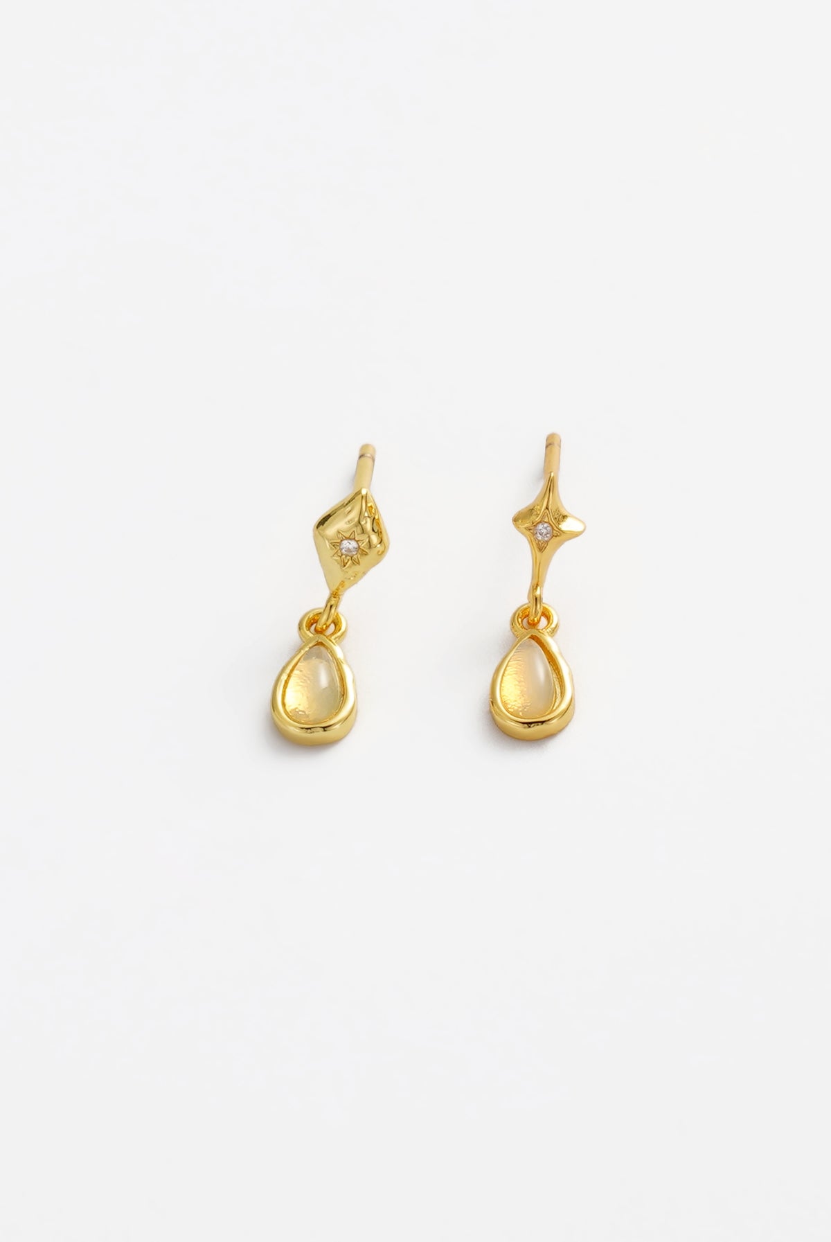 Clea Drop Earring - Gold