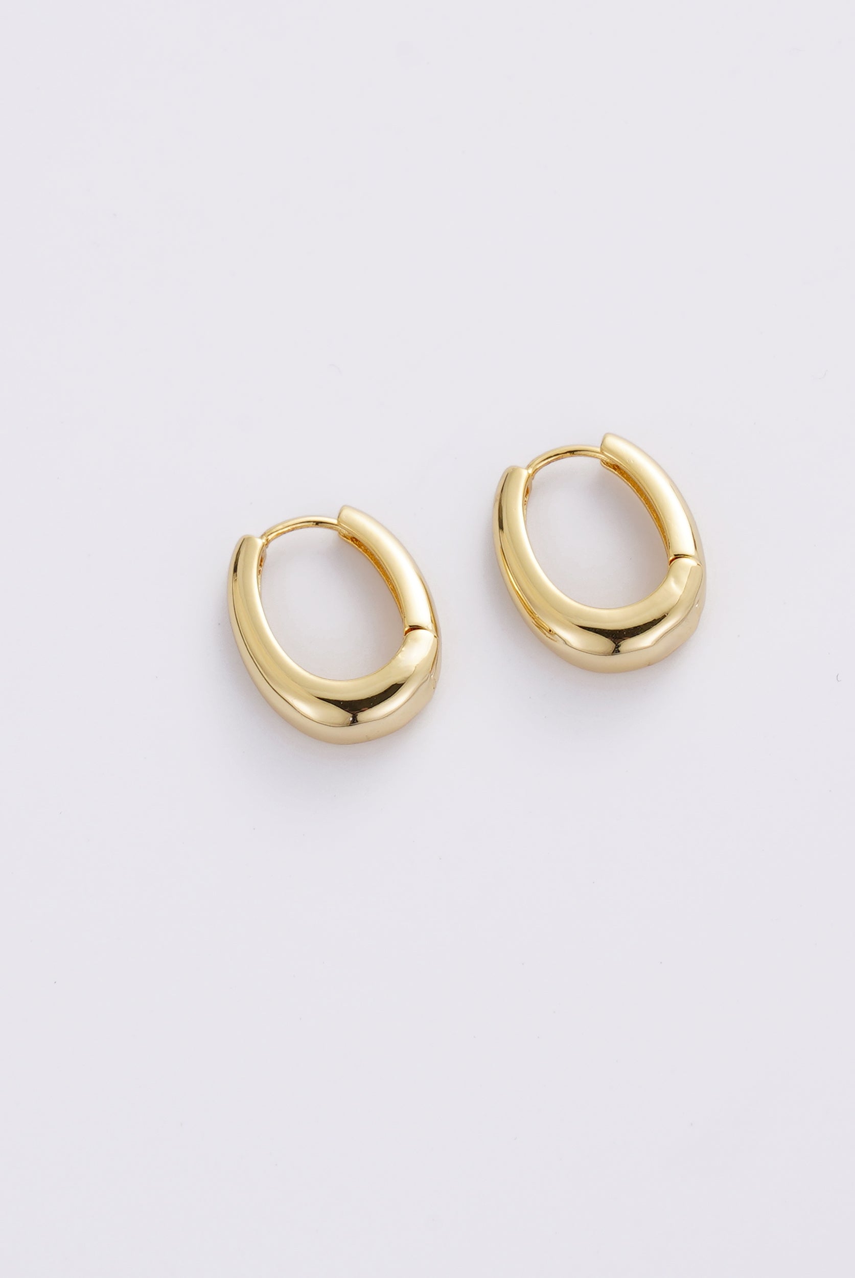 Pia Hoop Medium - Gold