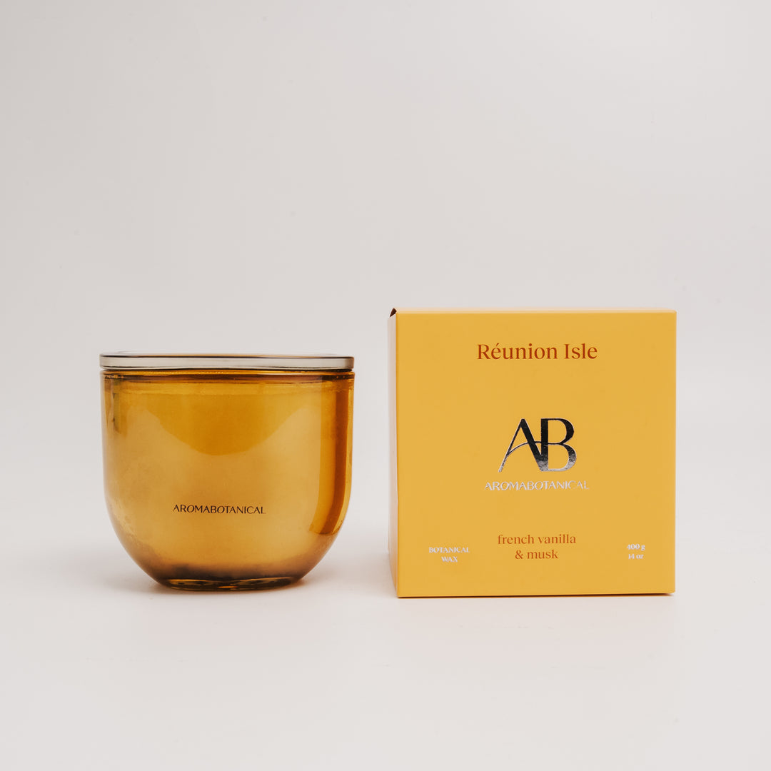 REUNION ISLE CANDLE - French Vanilla & Musk