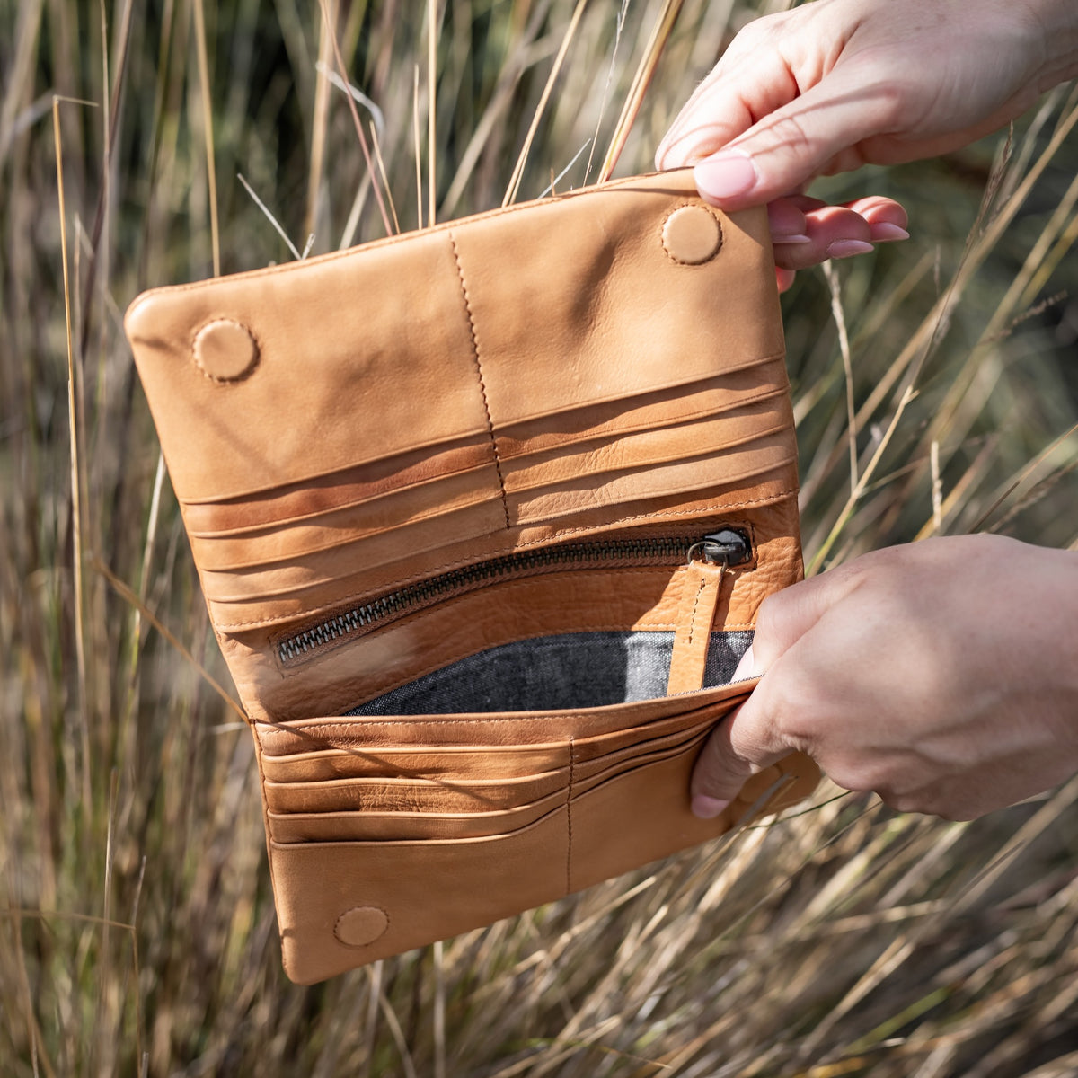 Mila Purse - Sand