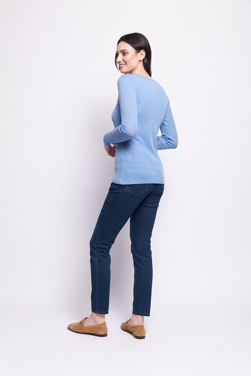 FINE MERINO CREW NECK TOP - STILL WATER
