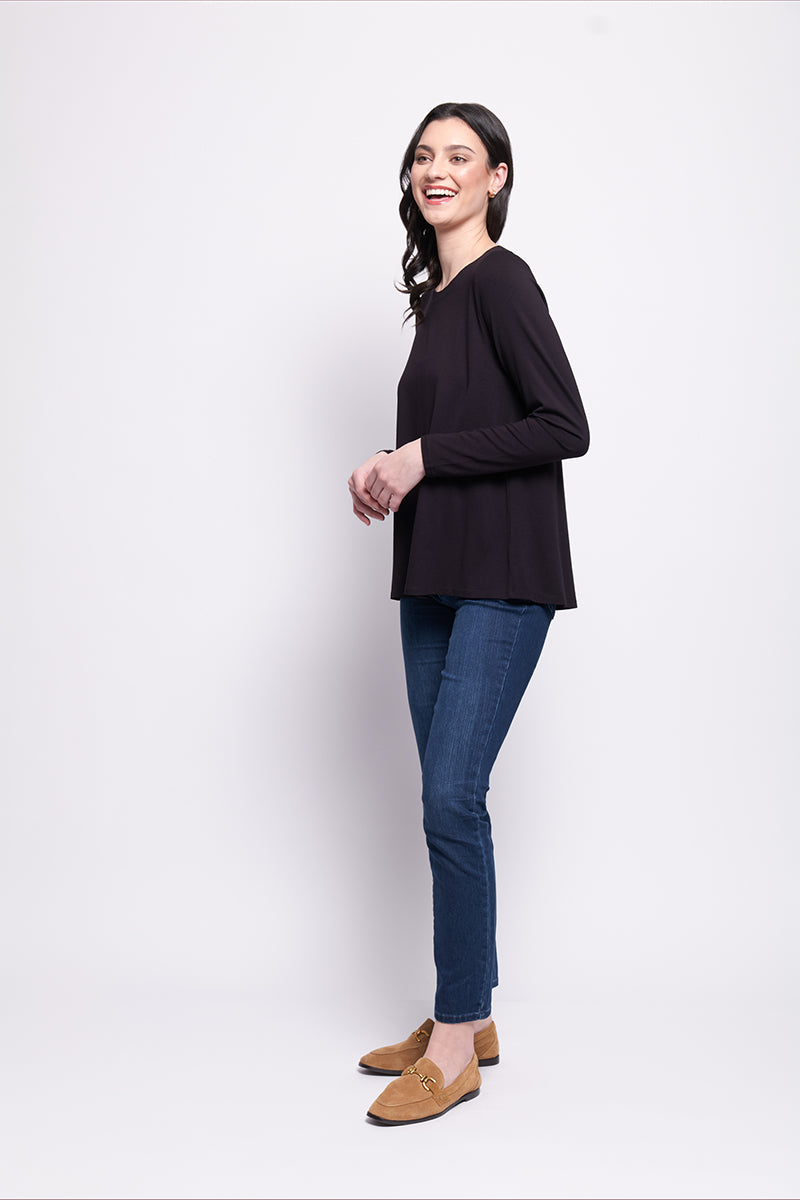EWE-NIQUE TOP - NAVY
