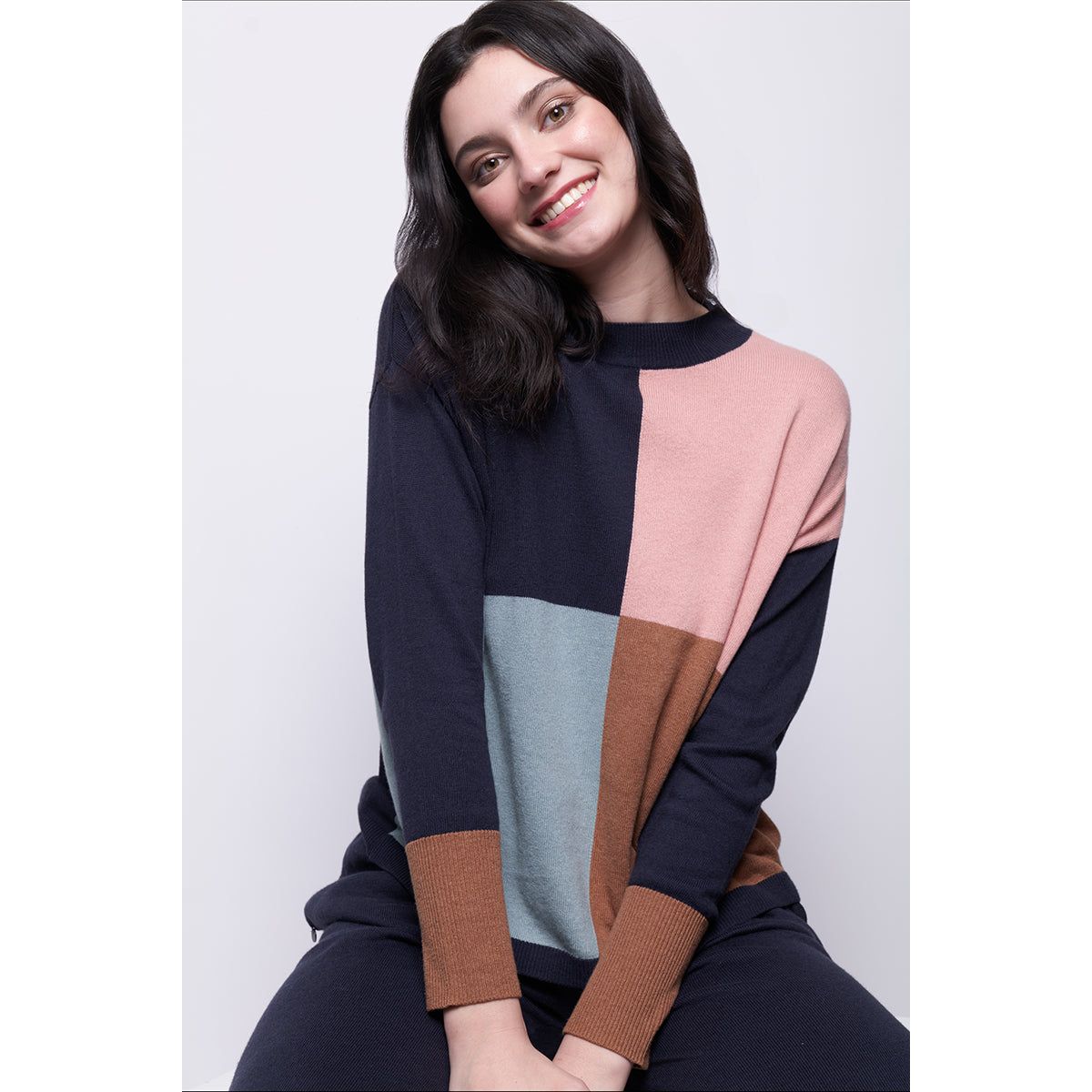LOOKING SHARP SWEATER - Midnight Mix