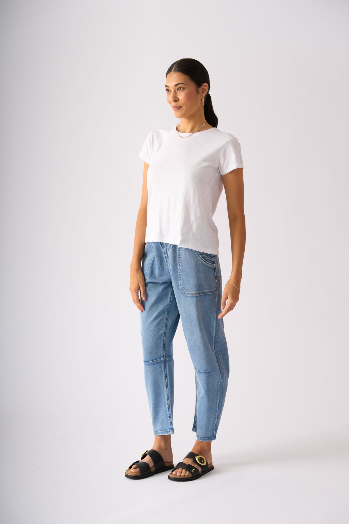 INTERSECTION TEE - White