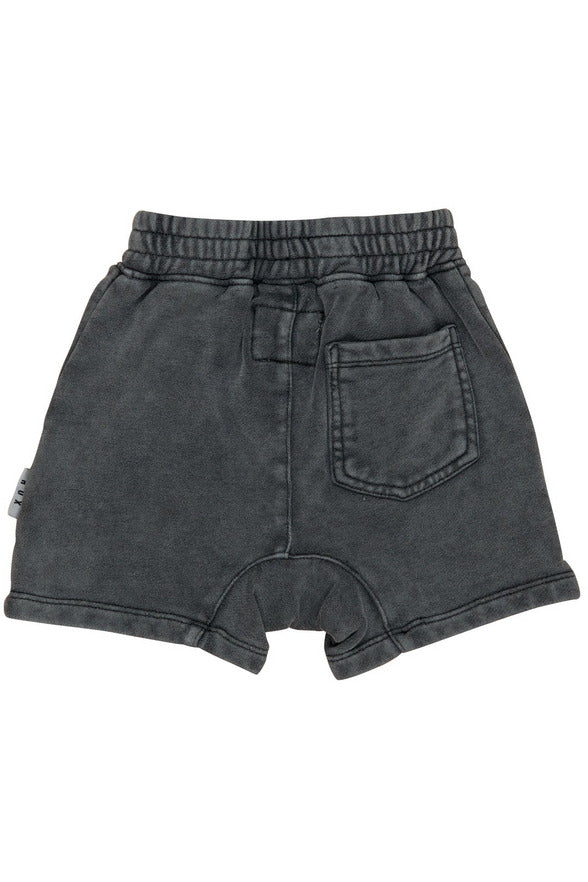 VINTAGE BLACK SLOUCH SHORTS