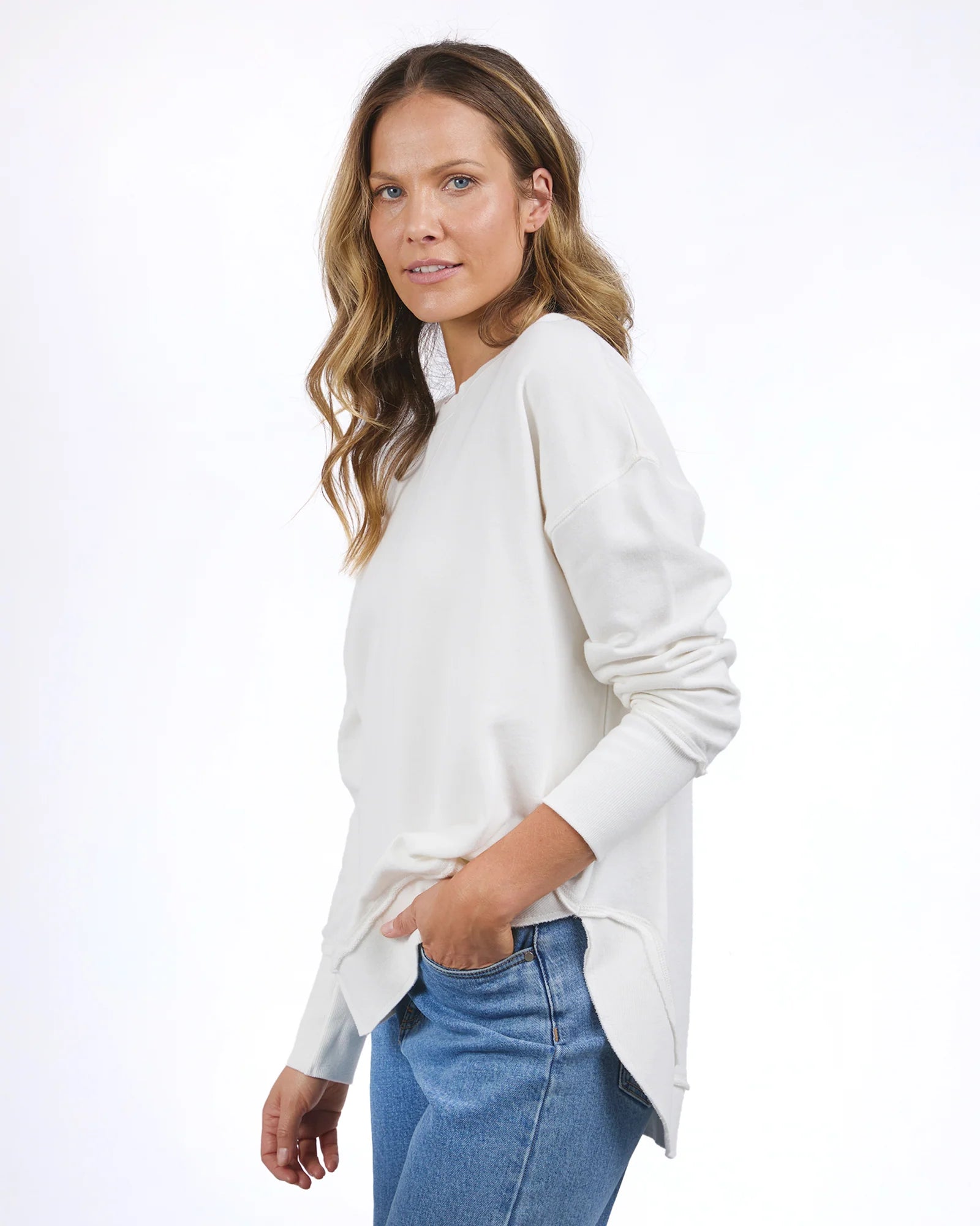 DELILAH CREW - VINTAGE WHITE