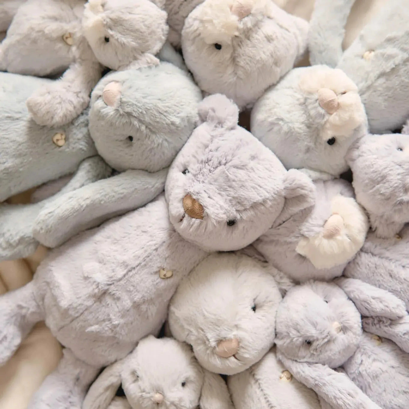 Penelope the Bunny 20cm - Moonbean