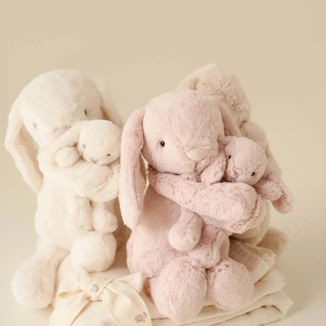 Frankie the Bunny 30cm + Baby -Brûlée