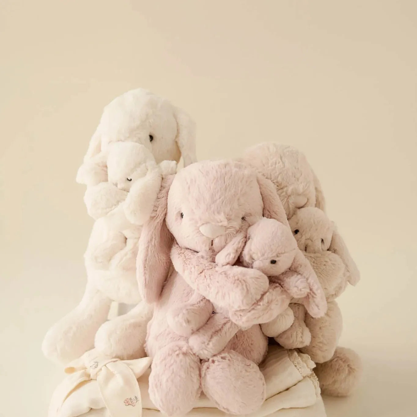Frankie the Bunny 30cm + Baby -Blush