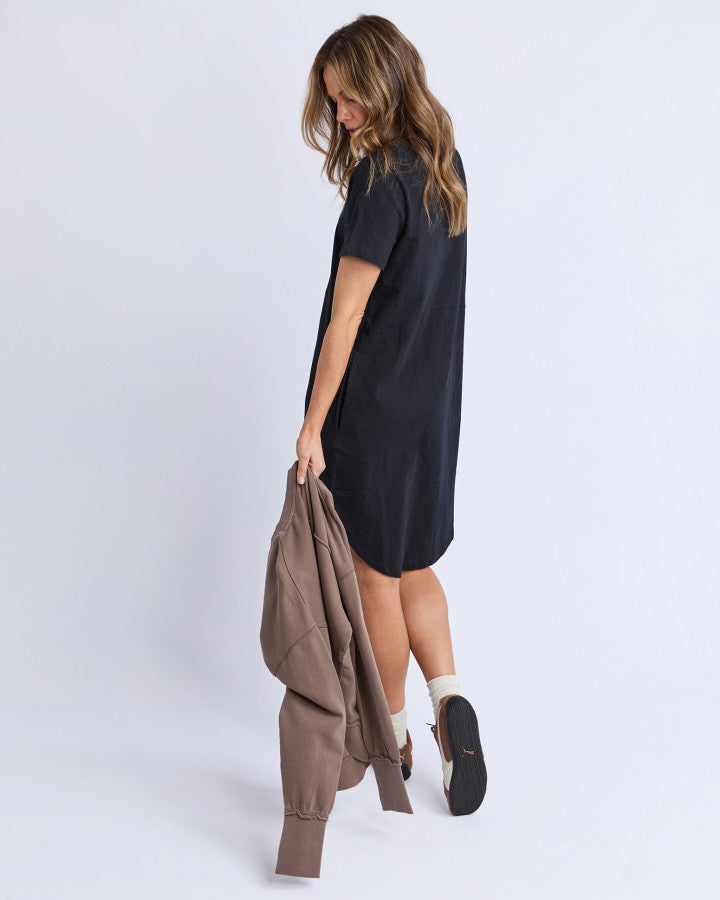 BAY DRESS - BLACK
