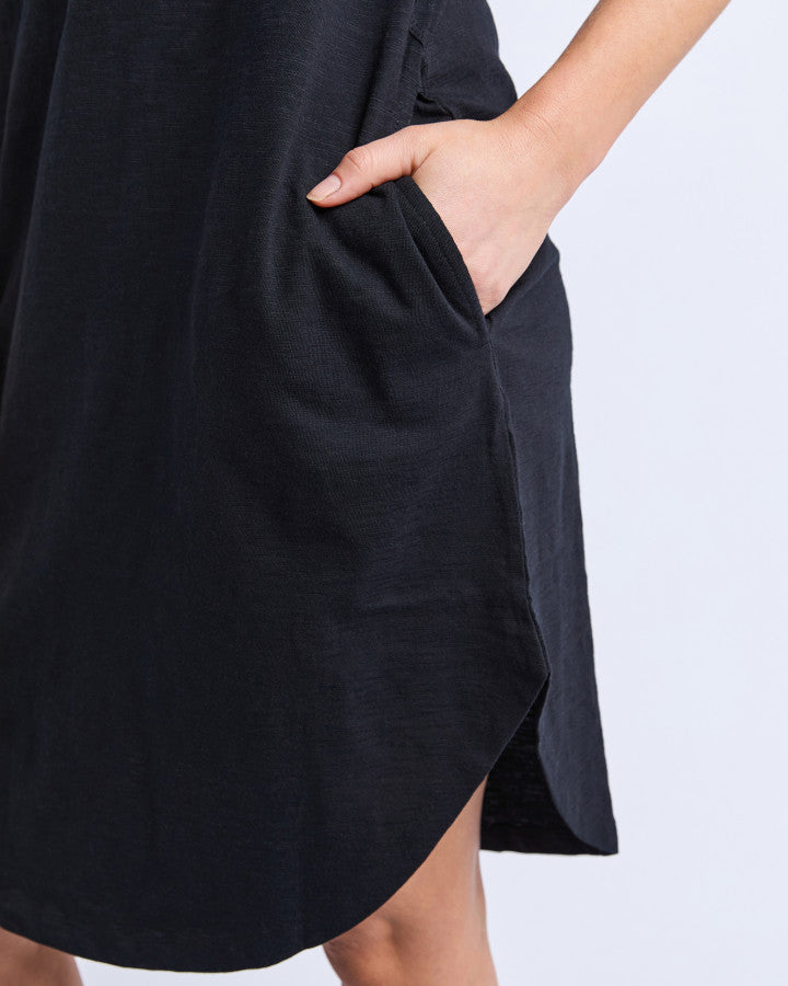 BAY DRESS - BLACK