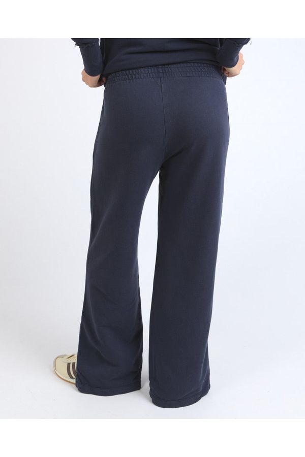 CLASSIC TRACK PANT - NAVY