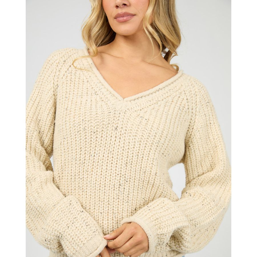 HALI V-NECK KNIT - VANILLA