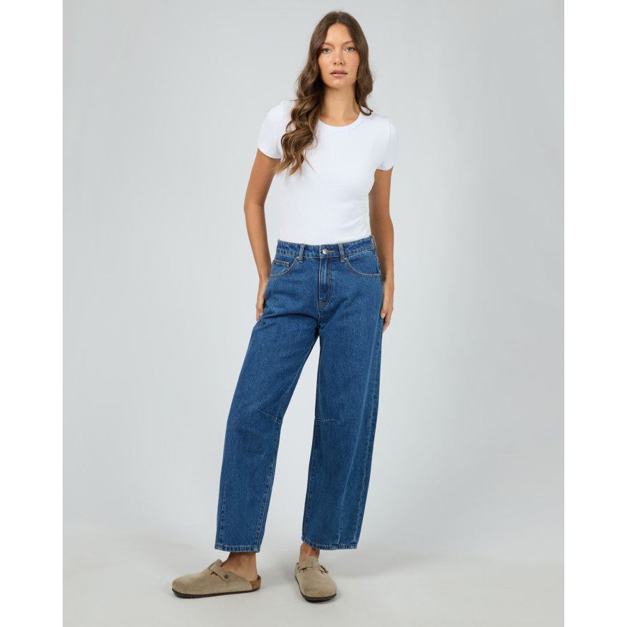 HALLIE BARREL LEG JEAN