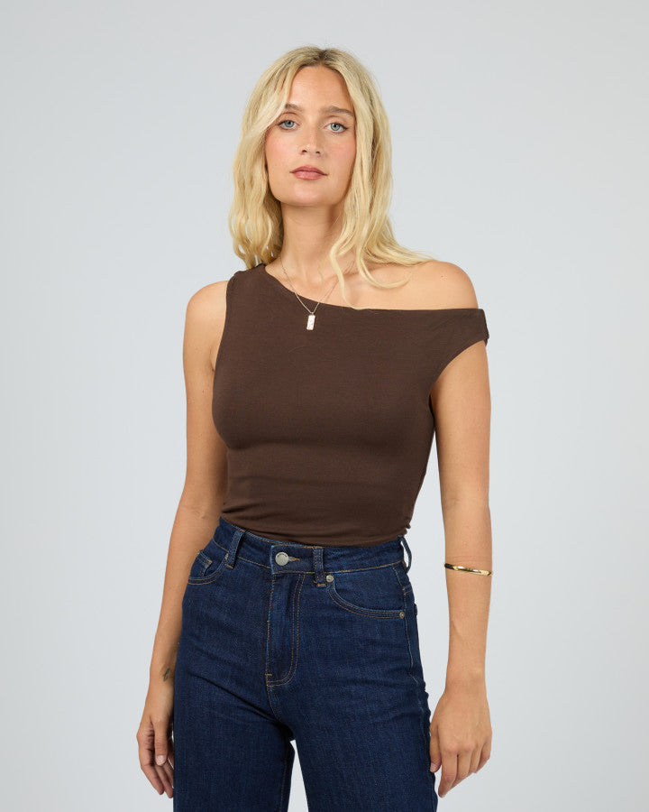 KYLIE OFF SHOULDER TOP - BROWN