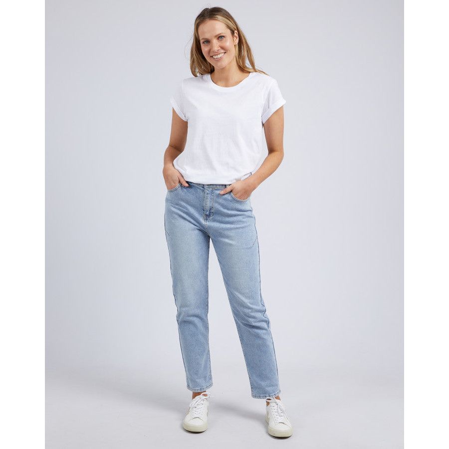 MANLY TEE - WHITE